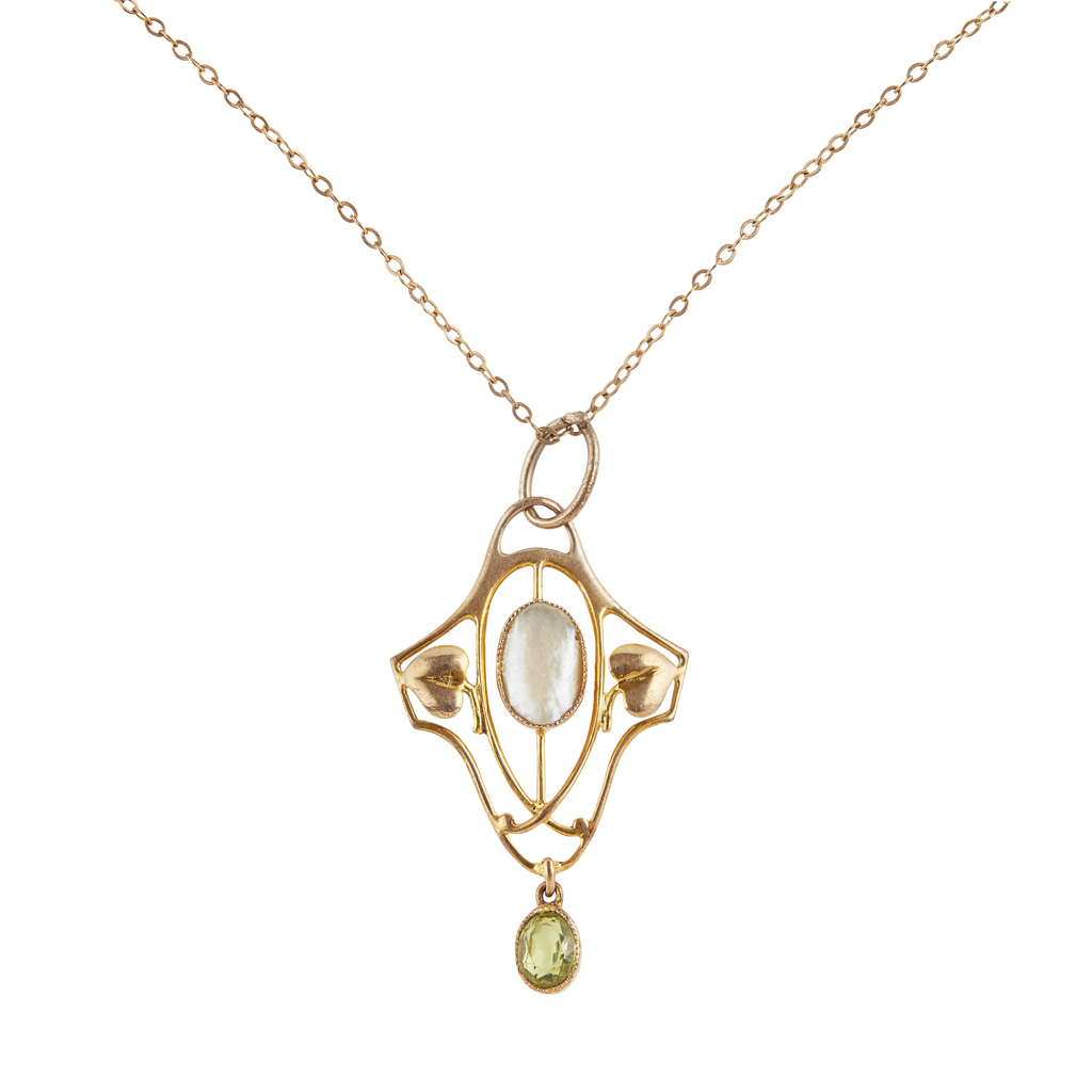 MURRLE BENNETT & CO.