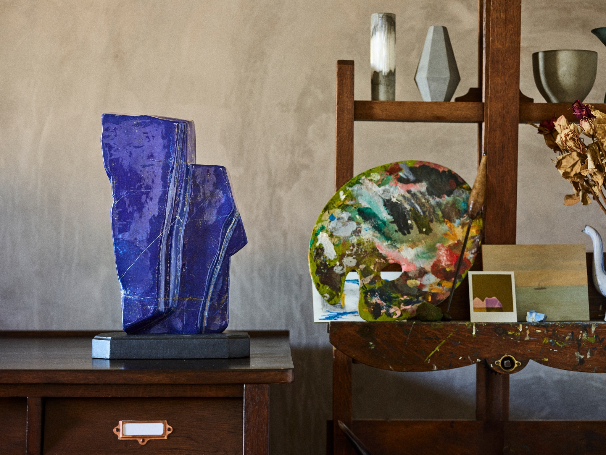 LARGE SPECIMEN OF LAPIS LAZULI