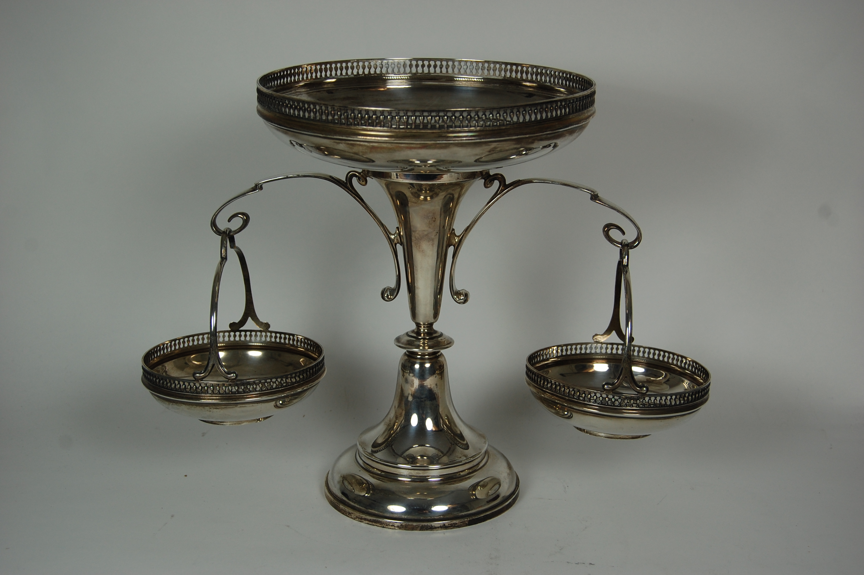 A table epergne