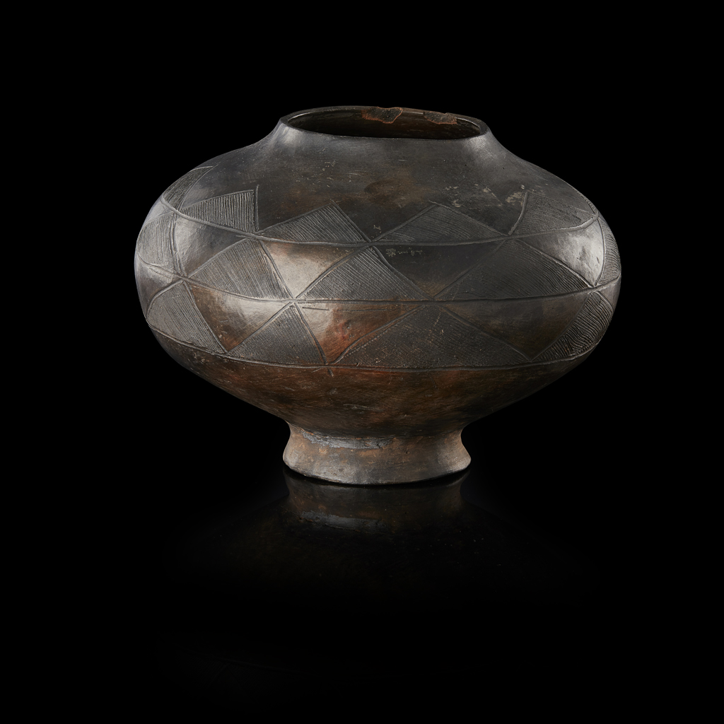 URNFIELD CULTURE VESSEL