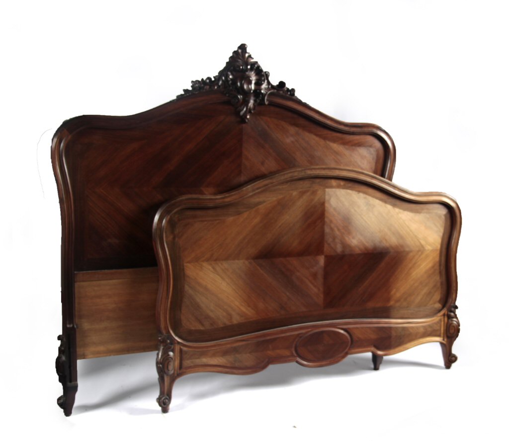 FRENCH KINGWOOD BED