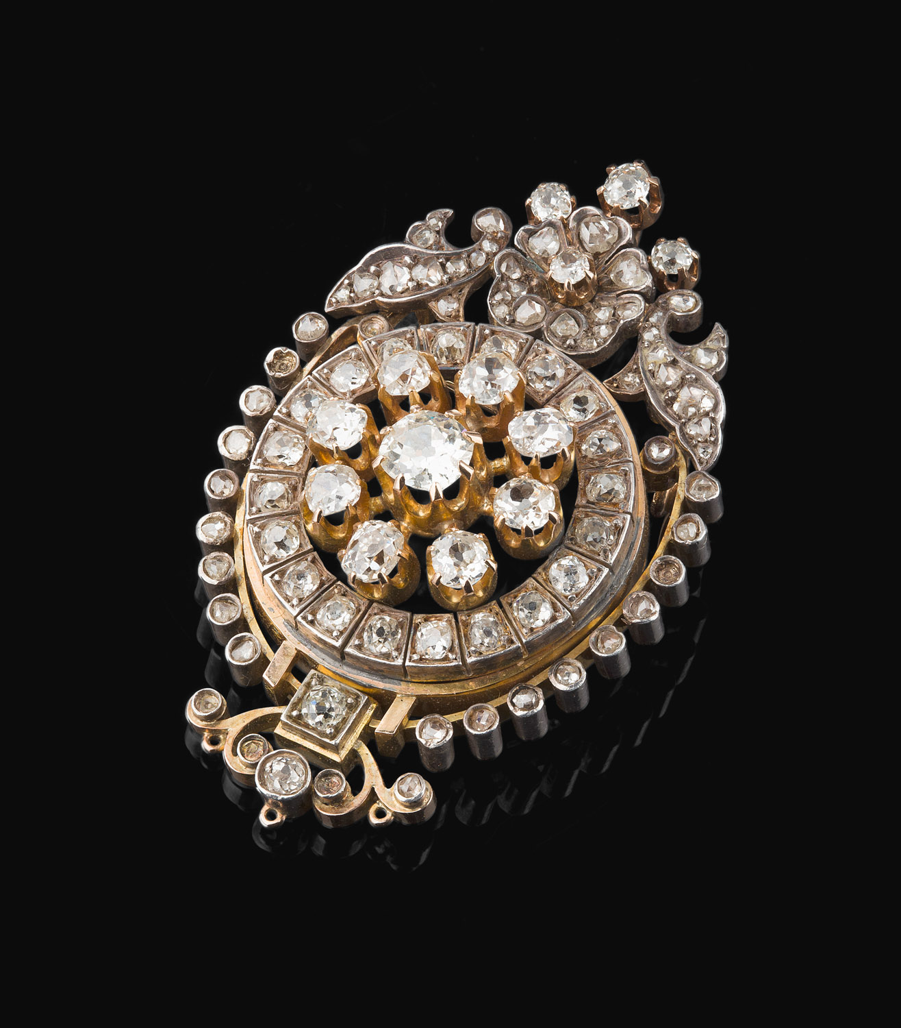 A mid-19th century diamond set brooch/pendant