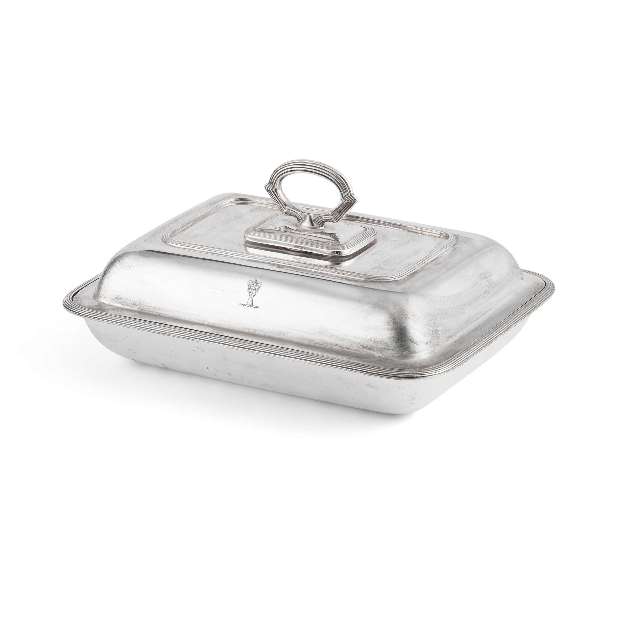 A 1930s entrée dish and cover