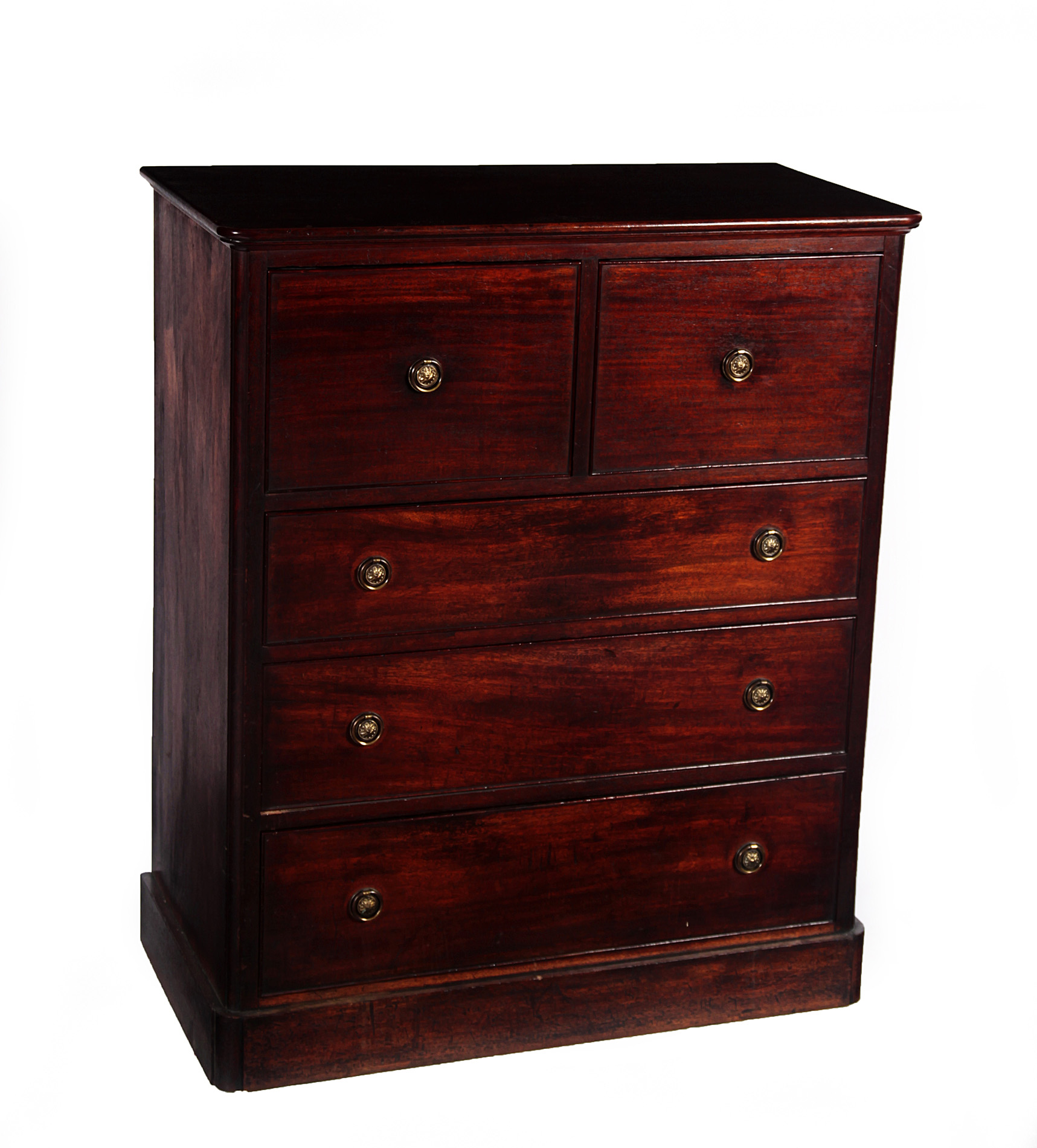 GEORGIAN MAHOGANY CHEST