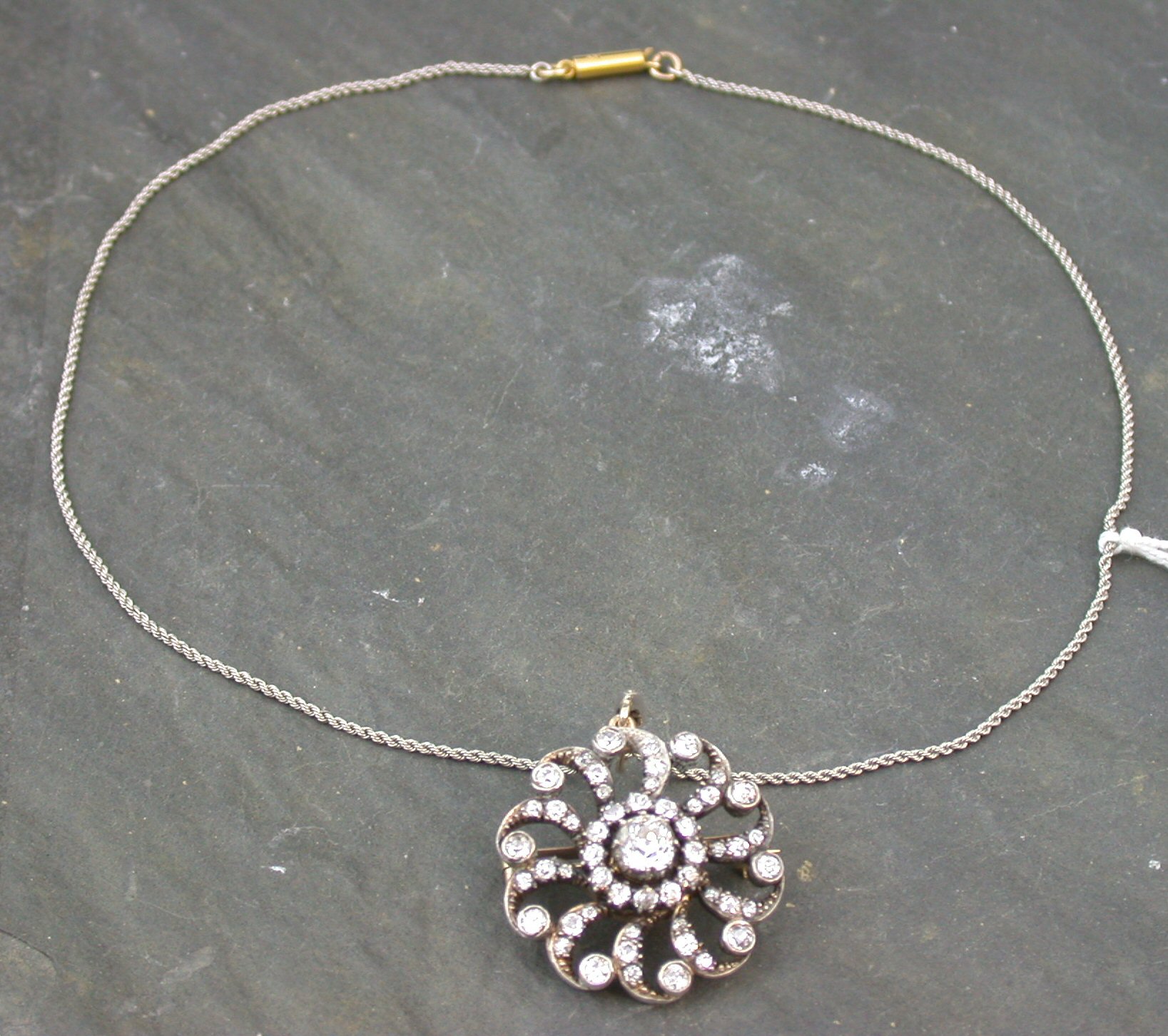 A Victorian diamond brooch/pendant,