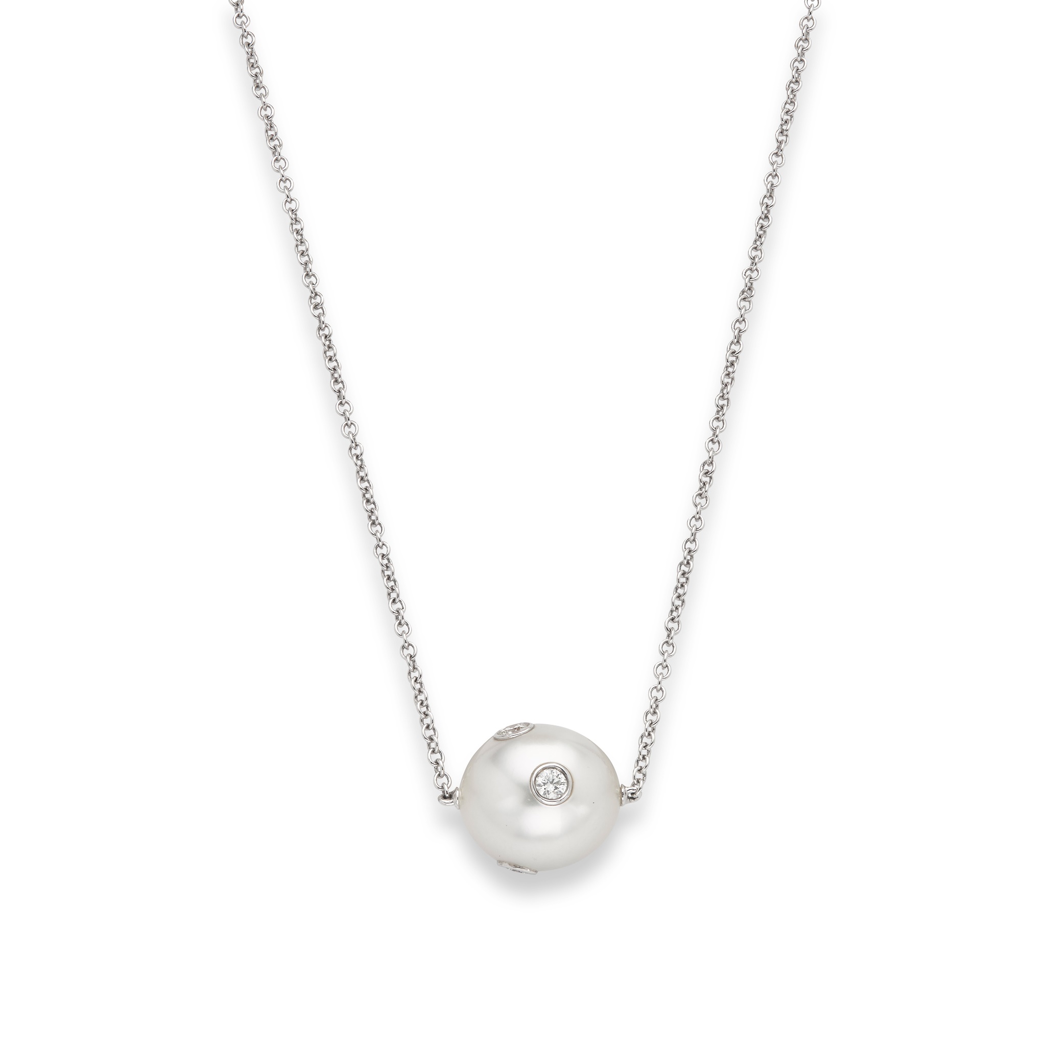 A South Sea pearl and diamond pendant necklace