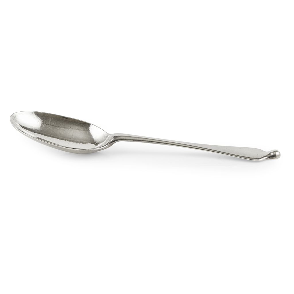 A FINE QUEEN ANNE DOGNOSE TABLESPOON