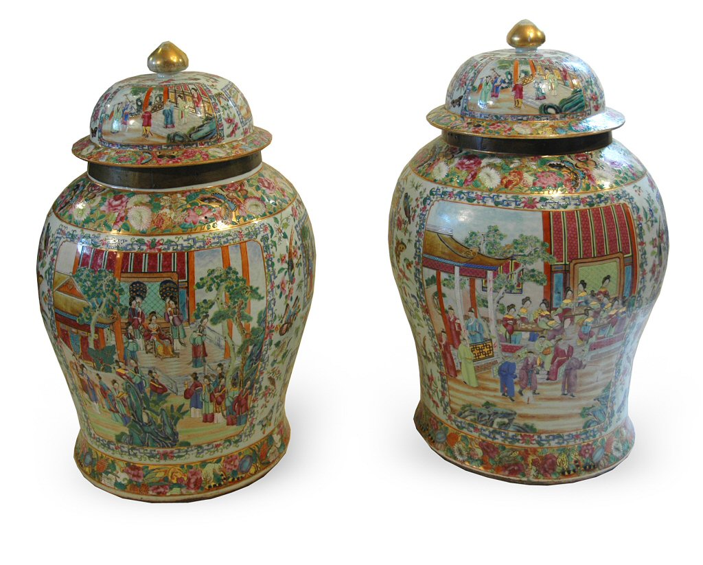PAIR OF CHINESE CANTON FAMILLE ROSE COVERED VASES