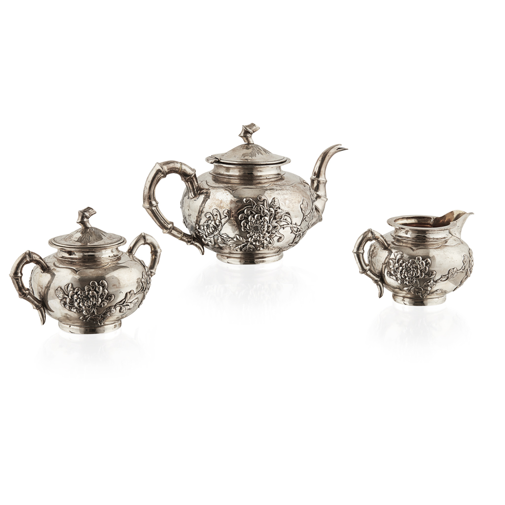 A three piece Chinese tea service