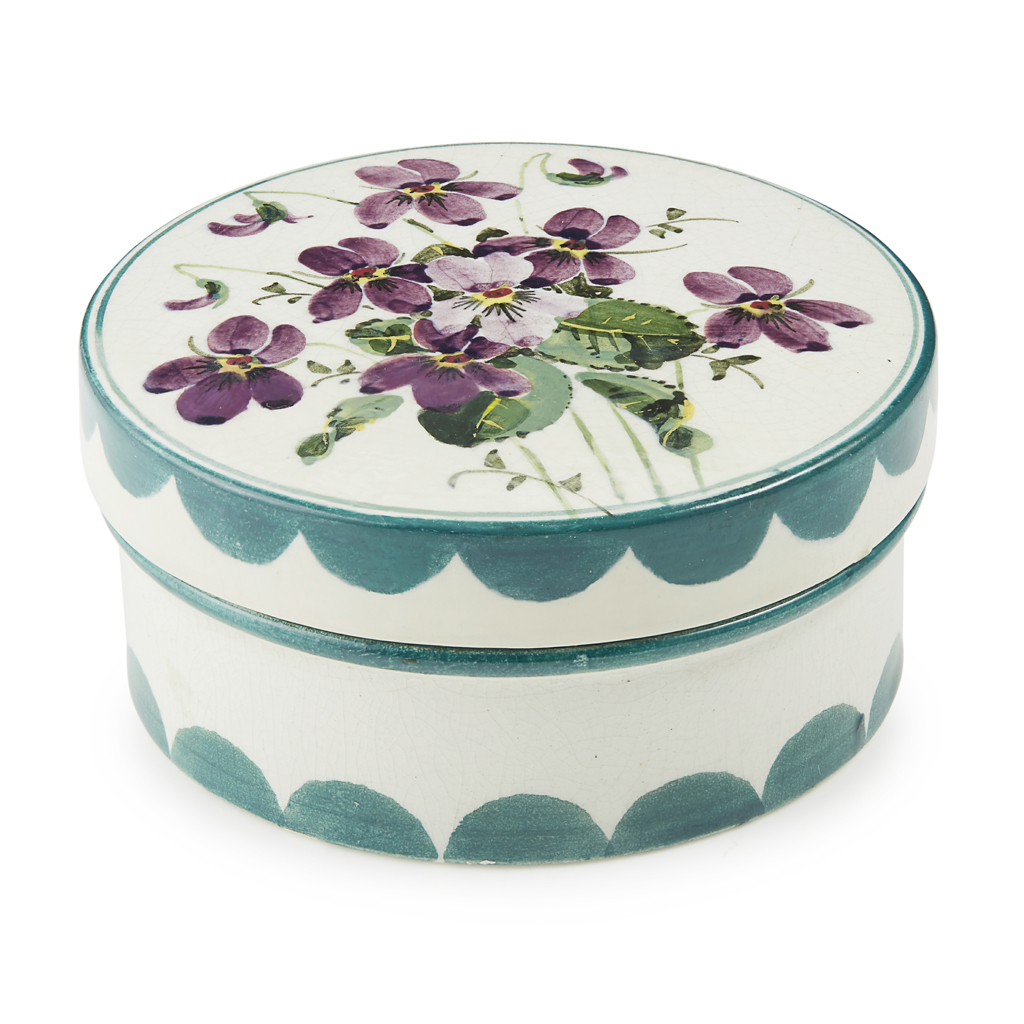 A WEMYSS WARE LOW POMADE