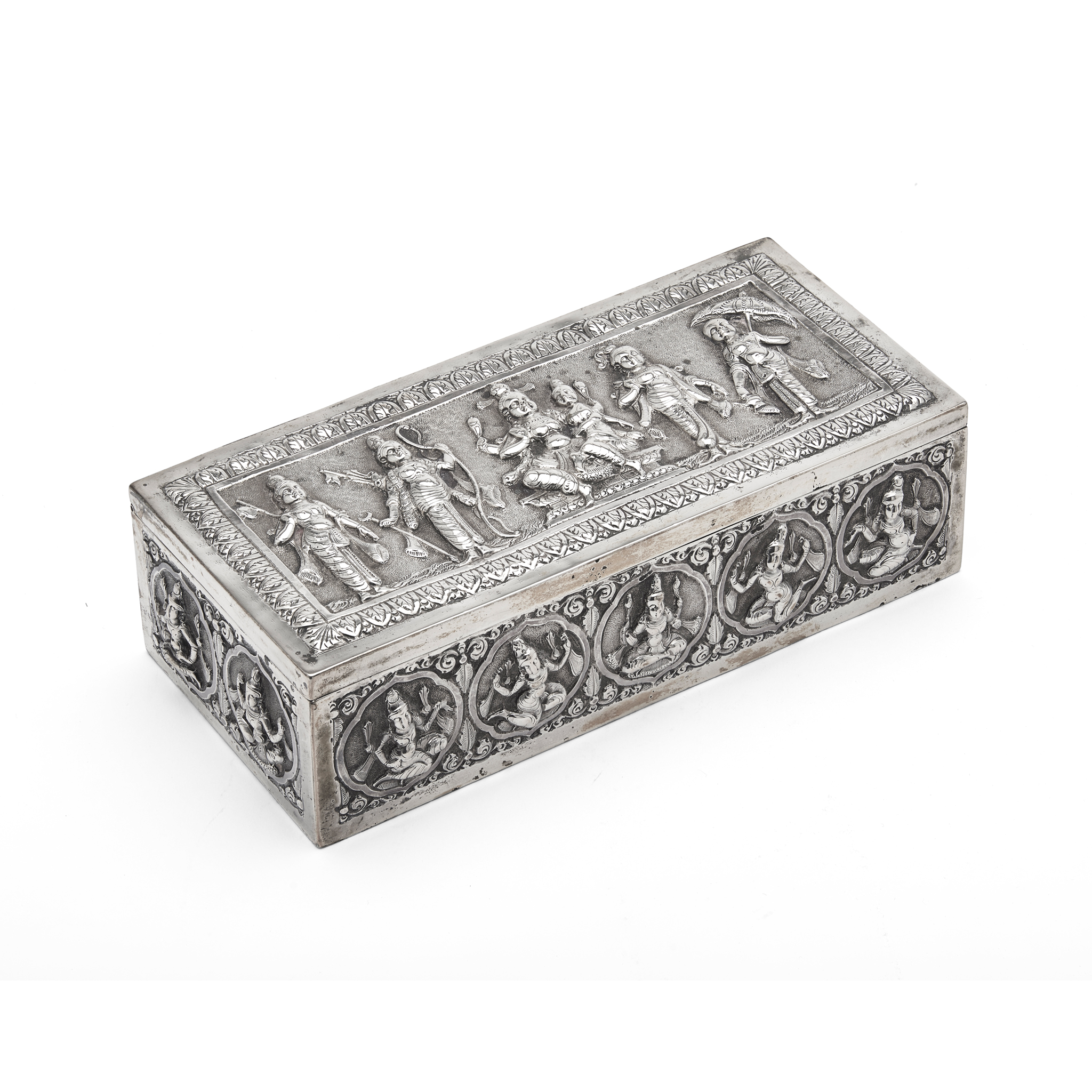 AN INDIAN TABLE CIGARETTE BOX