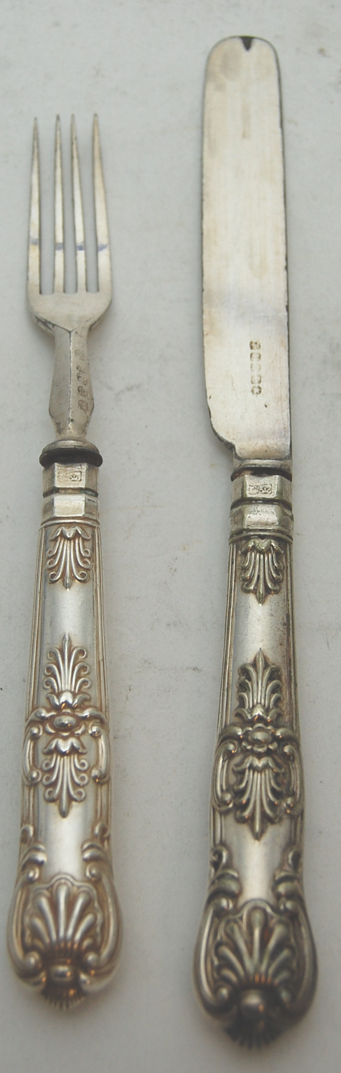 A set of six Chinese export fruit knives and forks