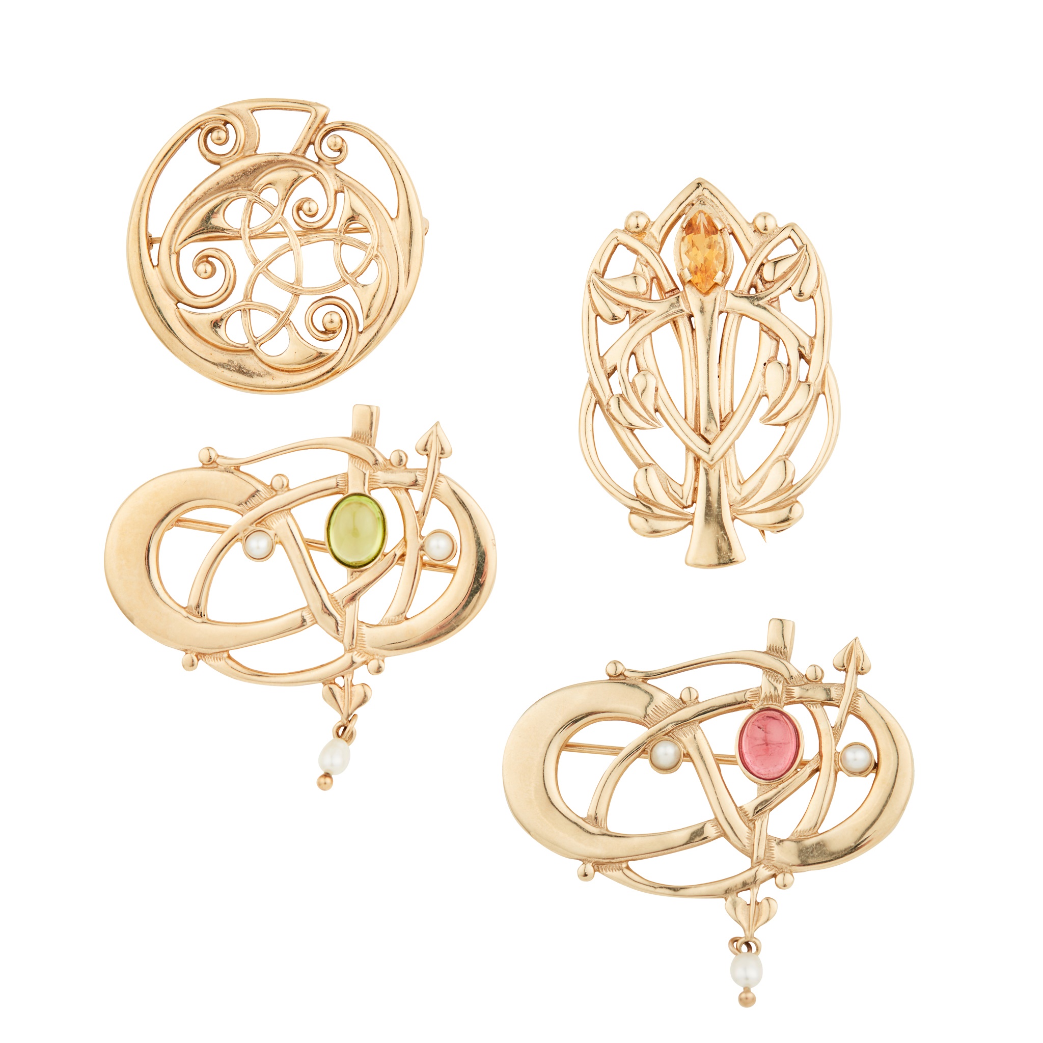 A COLLECTION OF 9CT GOLD SCOTTISH JEWELLERY