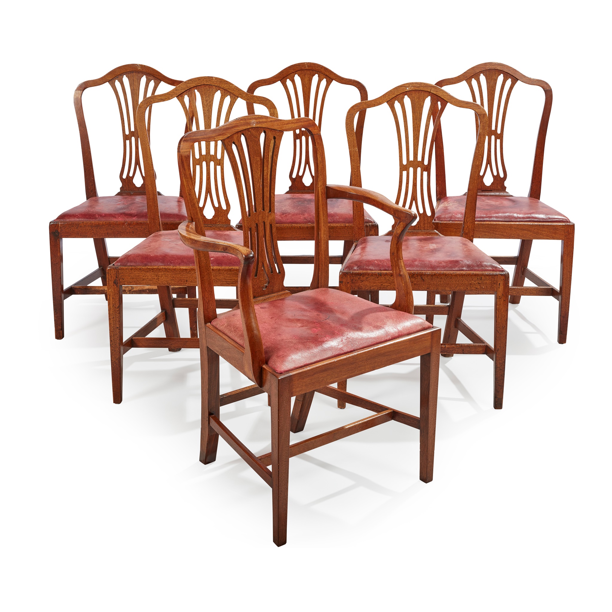 A SET OF SIX GEORGIAN STYLE MAHOGANY DINING CHAIRS