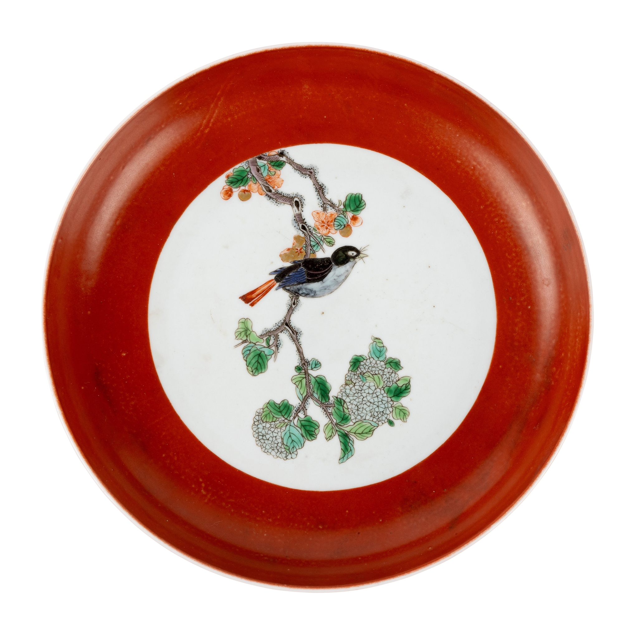CHINESE CORAL-RED-GROUND FAMILLE VERTE PLATE