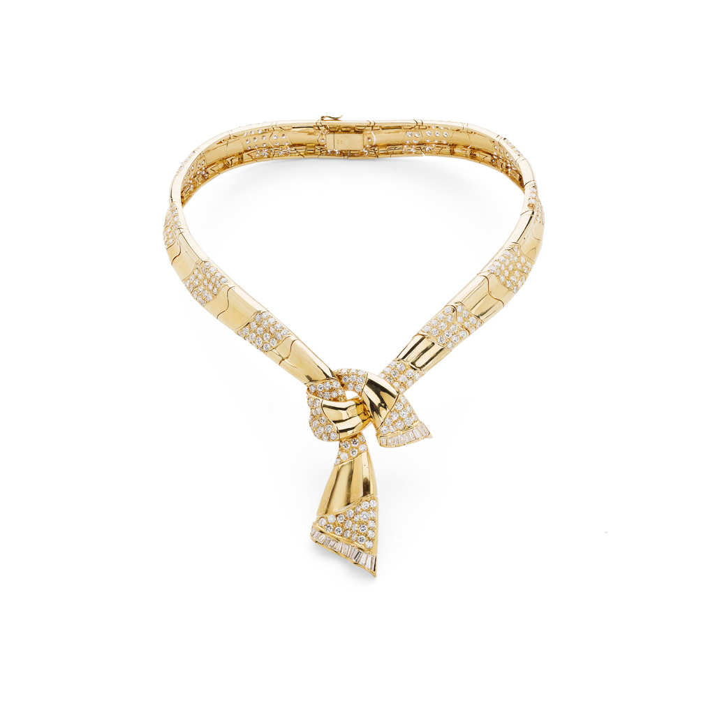 A contemporary diamond set necklace