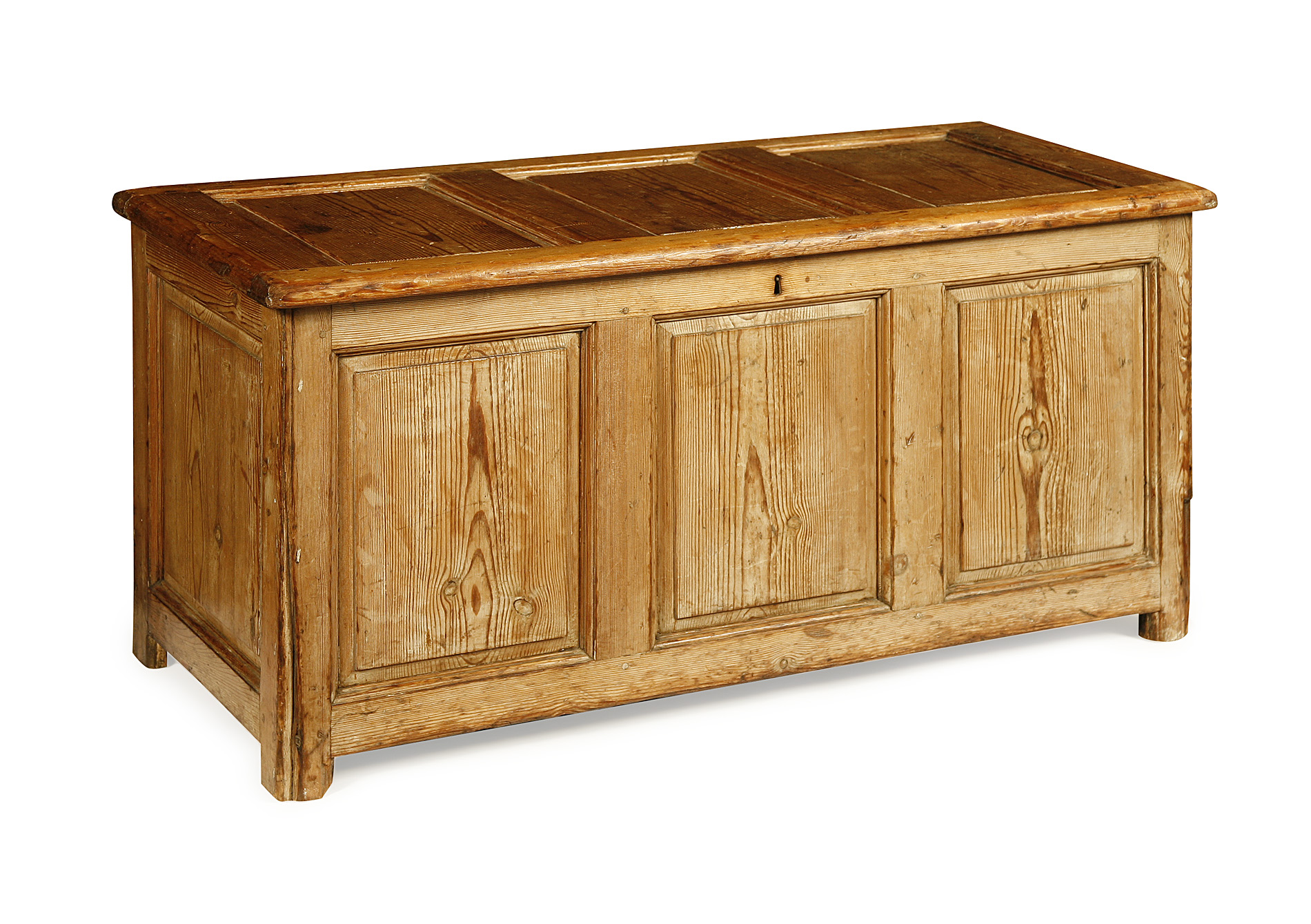 GEORGIAN PINE COFFER