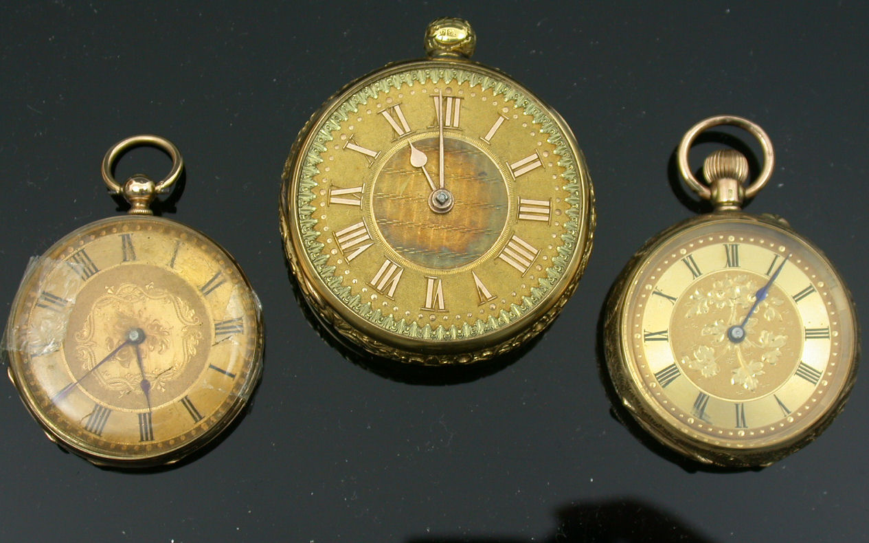 An early 19th century 18ct gold cased key wind pocket watch,