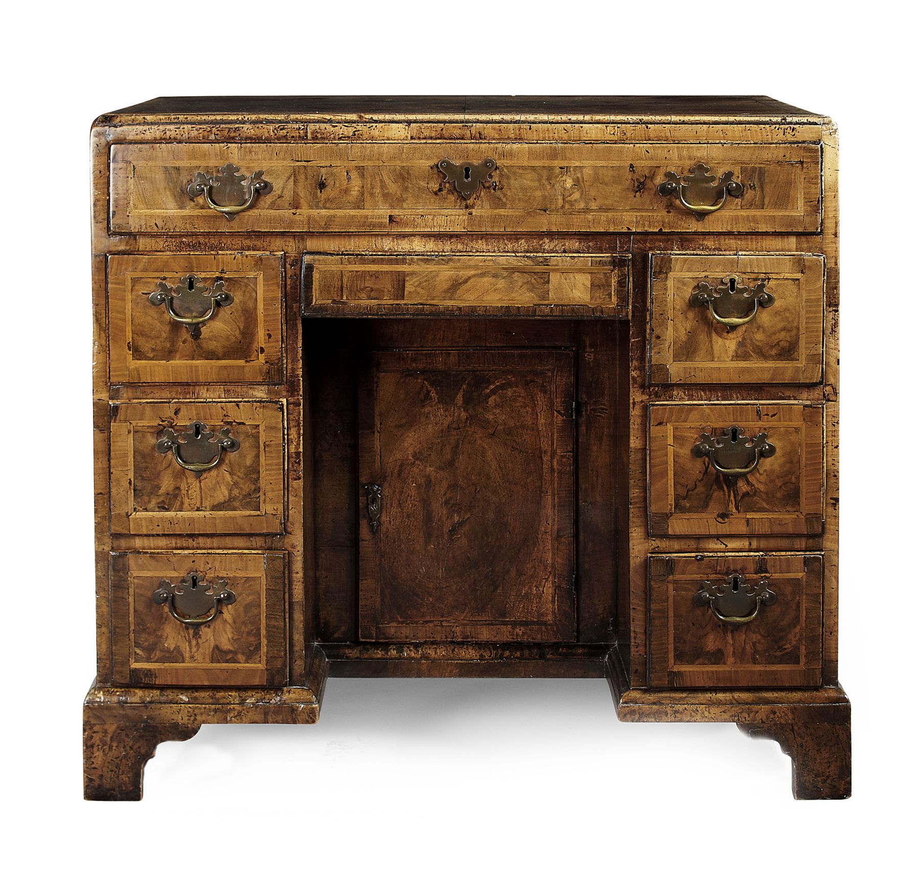 GEORGE I WALNUT CROSSBANDED KNEEHOLE DESK