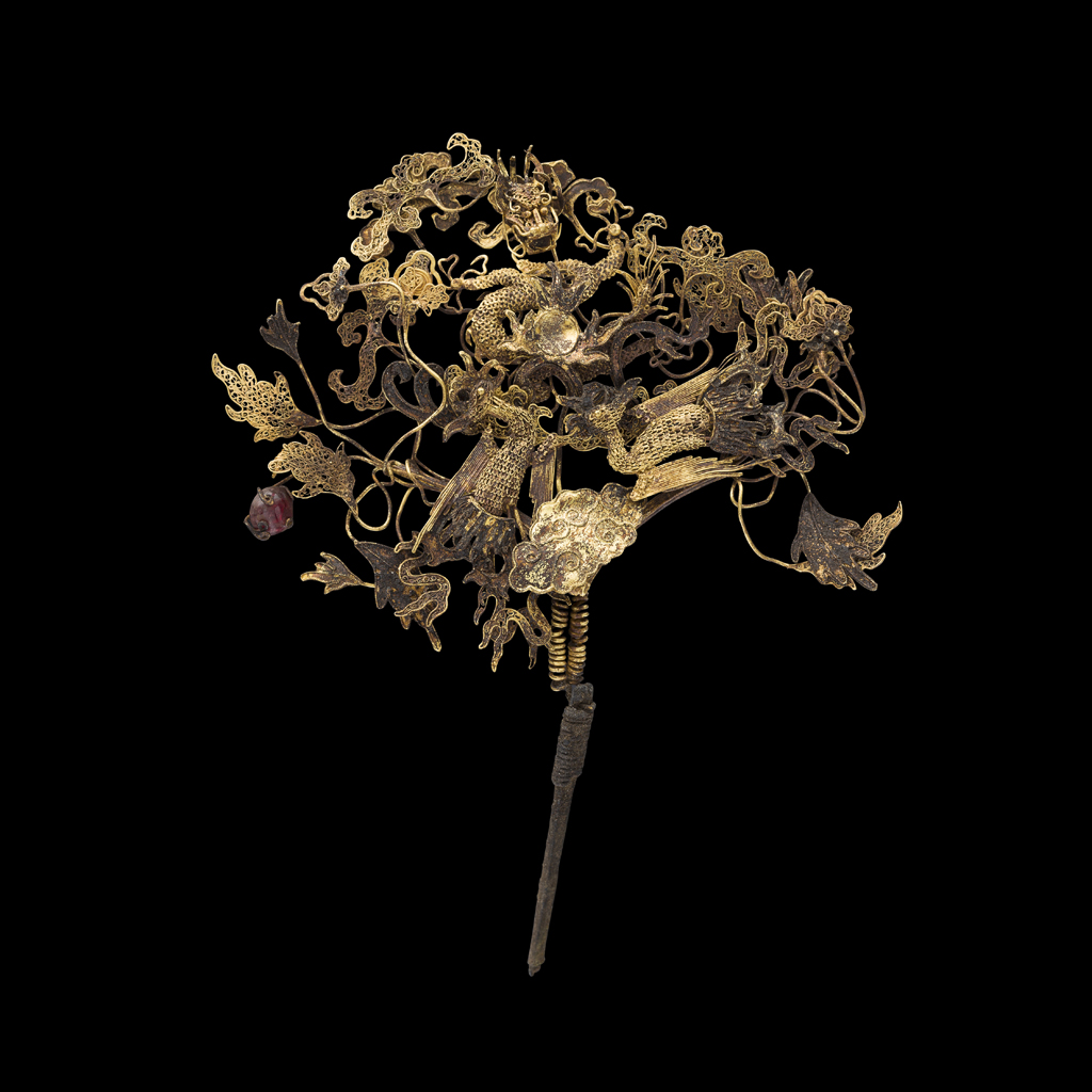 PAIR OF GILT FILIGREE HAIR PINS