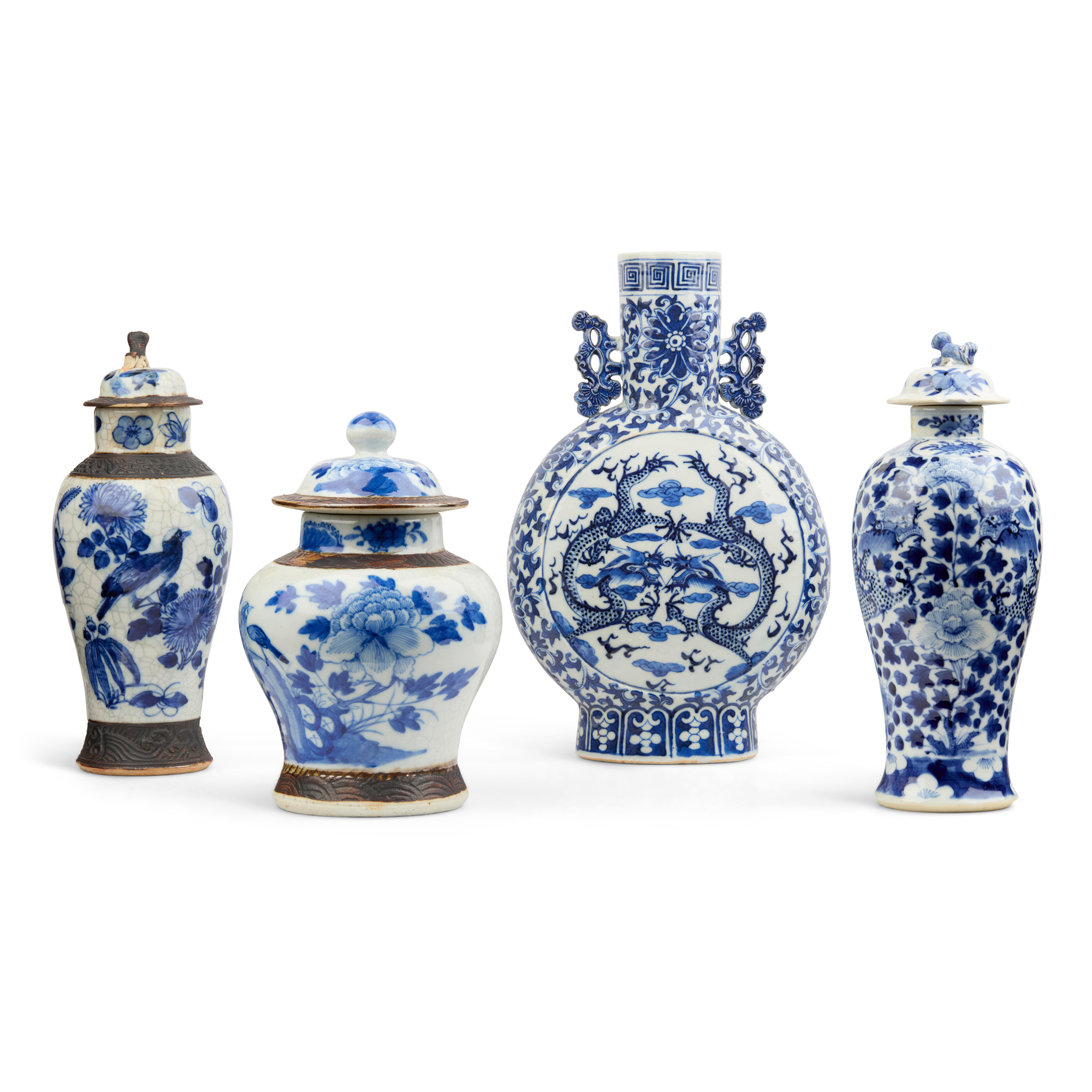 GROUP OF FOUR CHINESE BLUE AND WHITE VASES