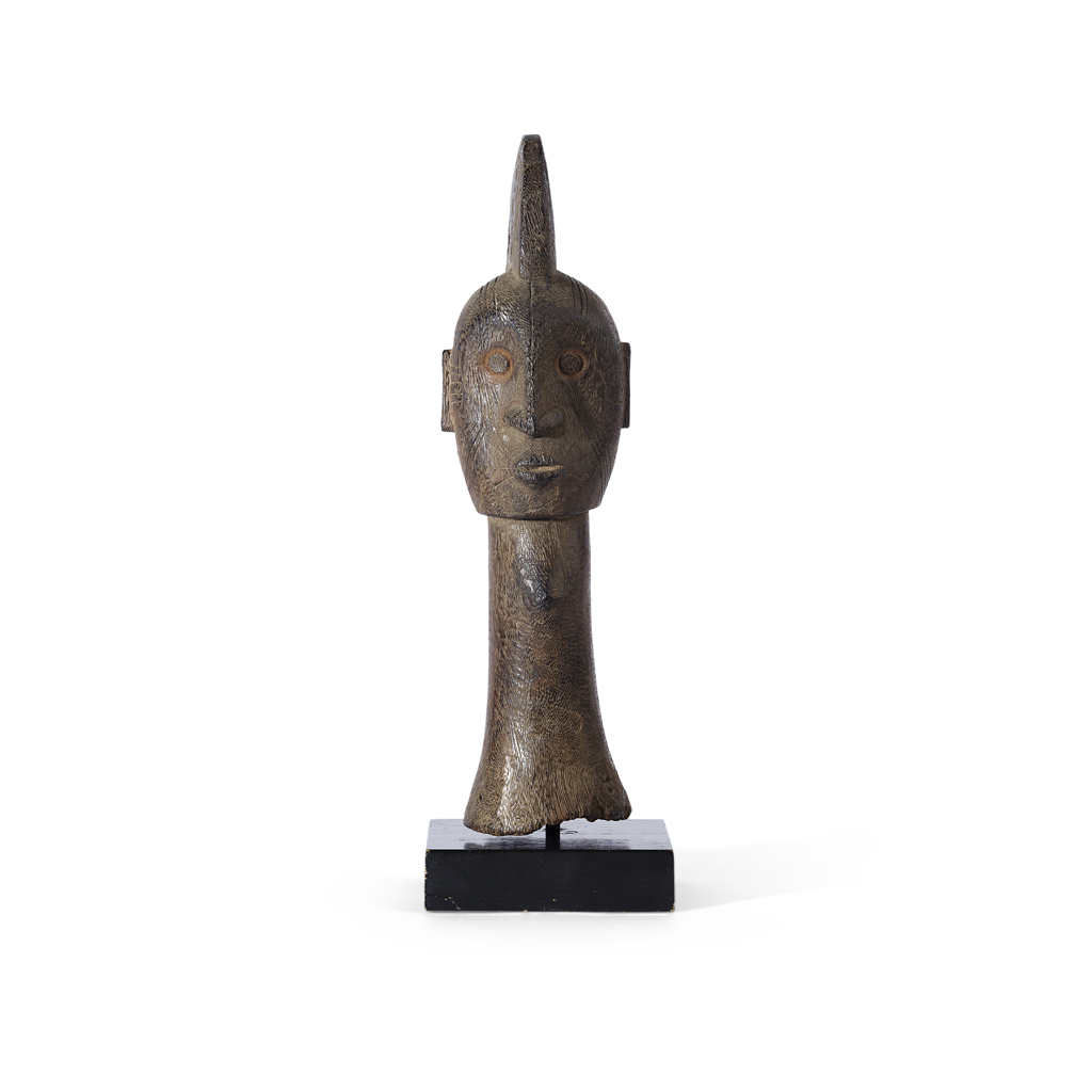 IGALA HEAD CREST