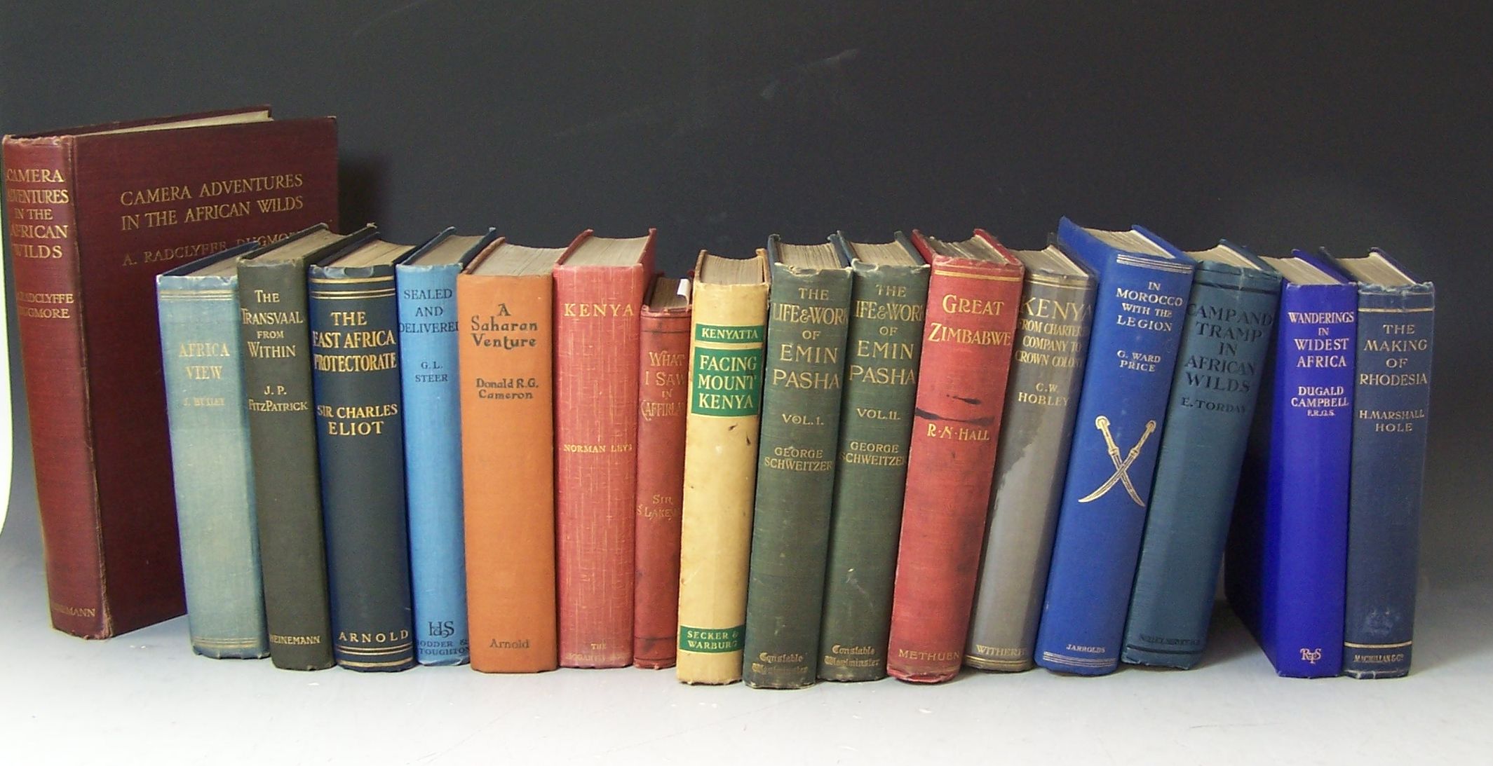 Africa - Dugmore, A. Radclyffe