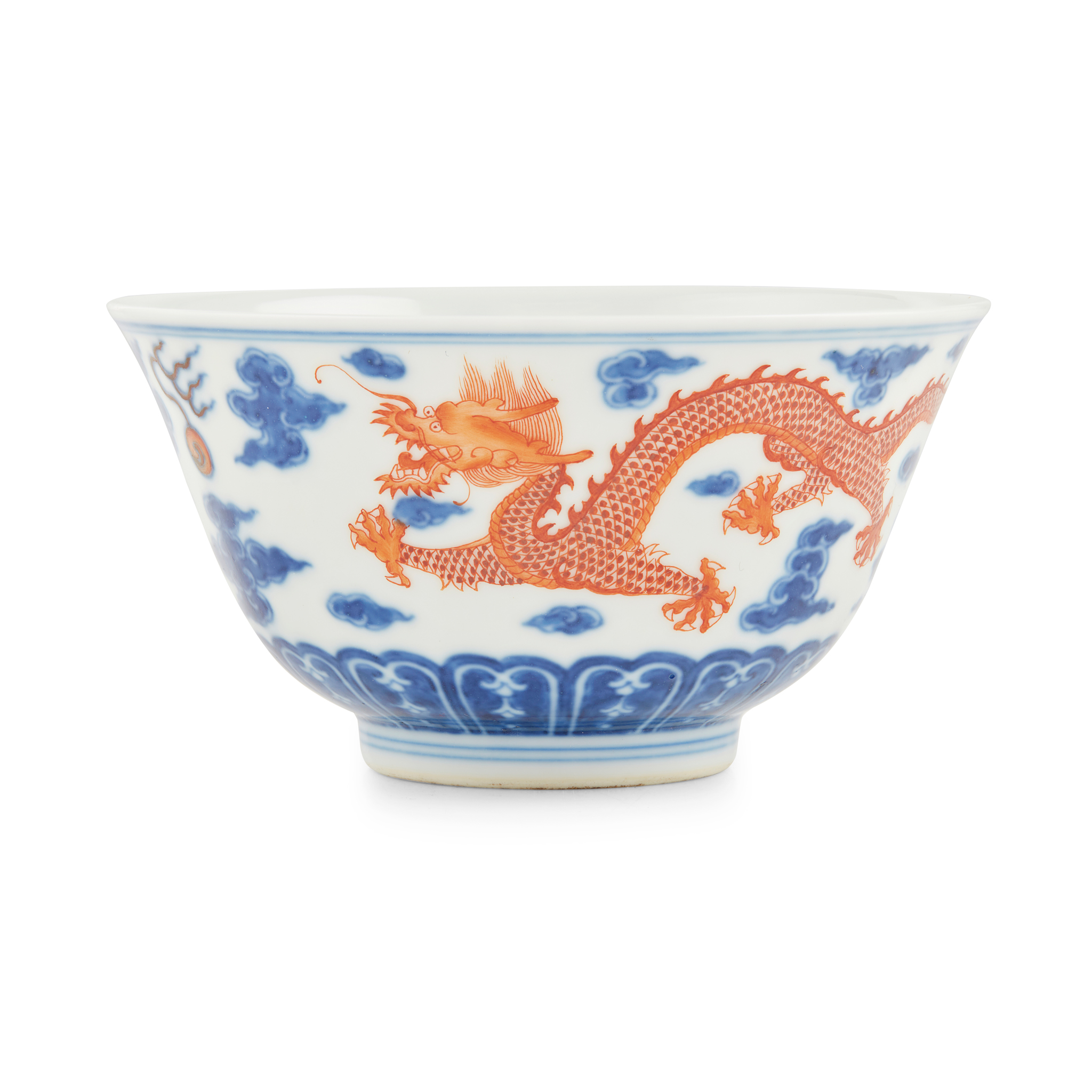 IRON-RED DECORATED BLUE AND WHITE 'DRAGON' BOWL