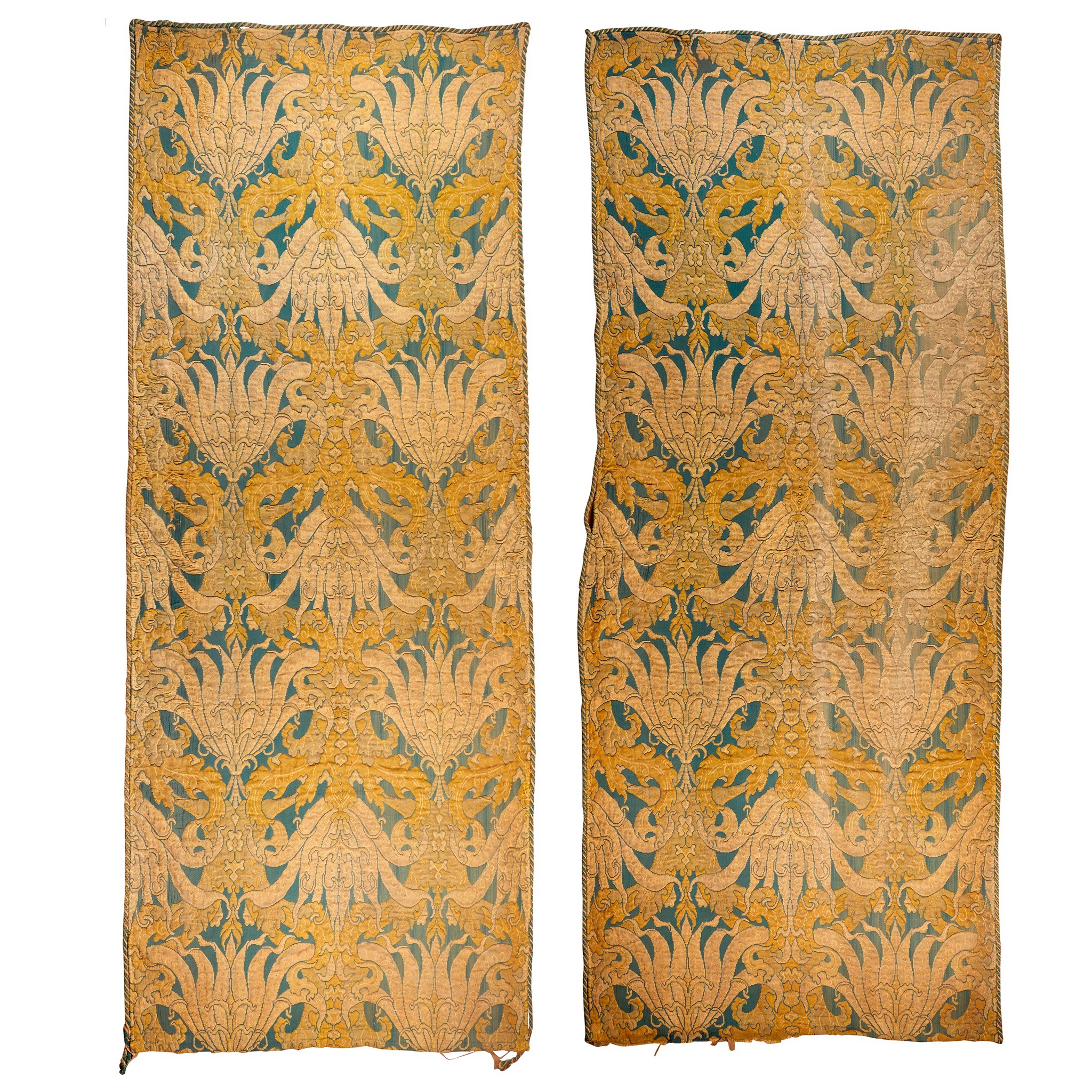 ENGLISH ARTS & CRAFTS