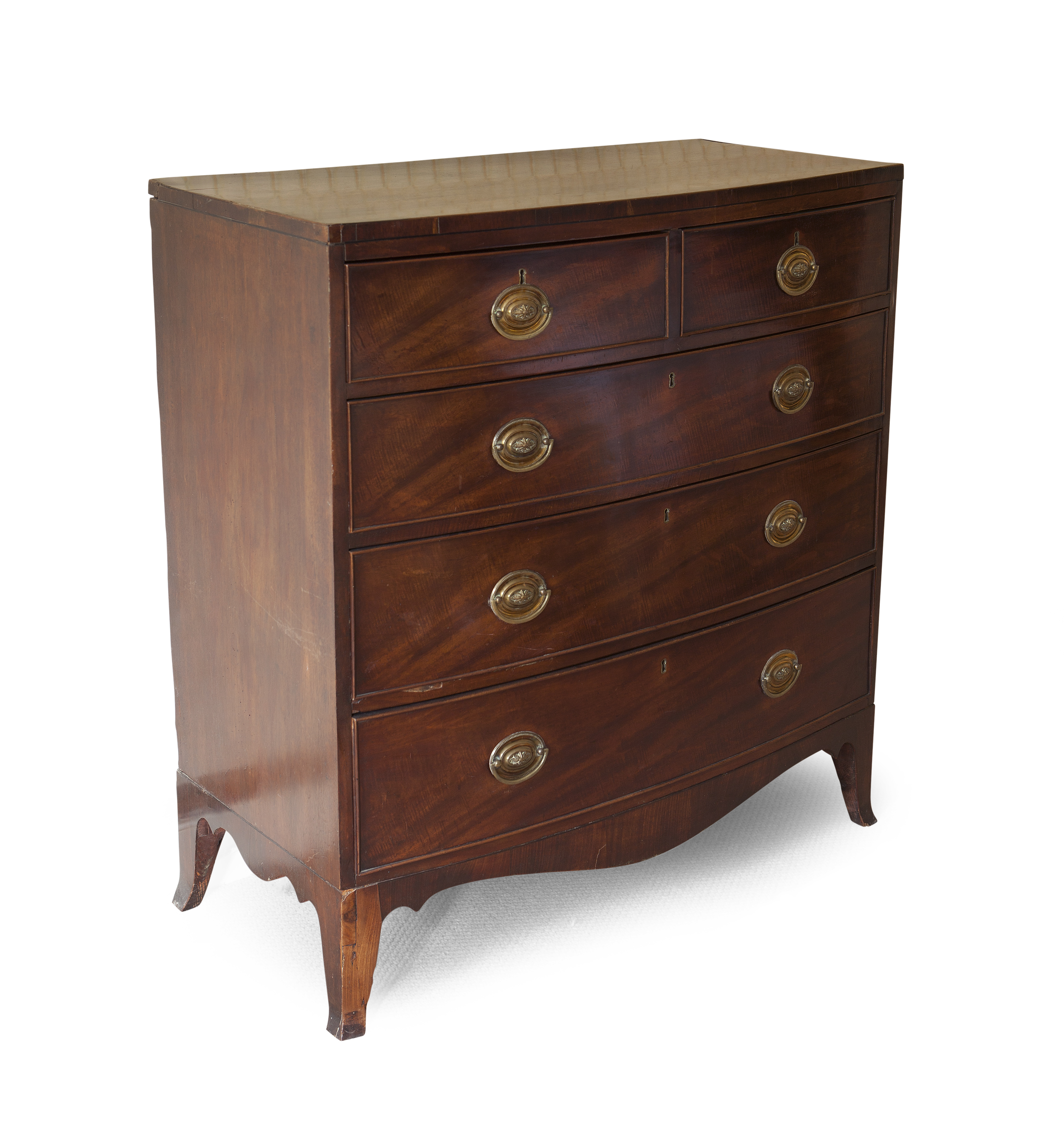 REGENCY MAHOGANY BOW FRONT CHEST OF DRAWERS