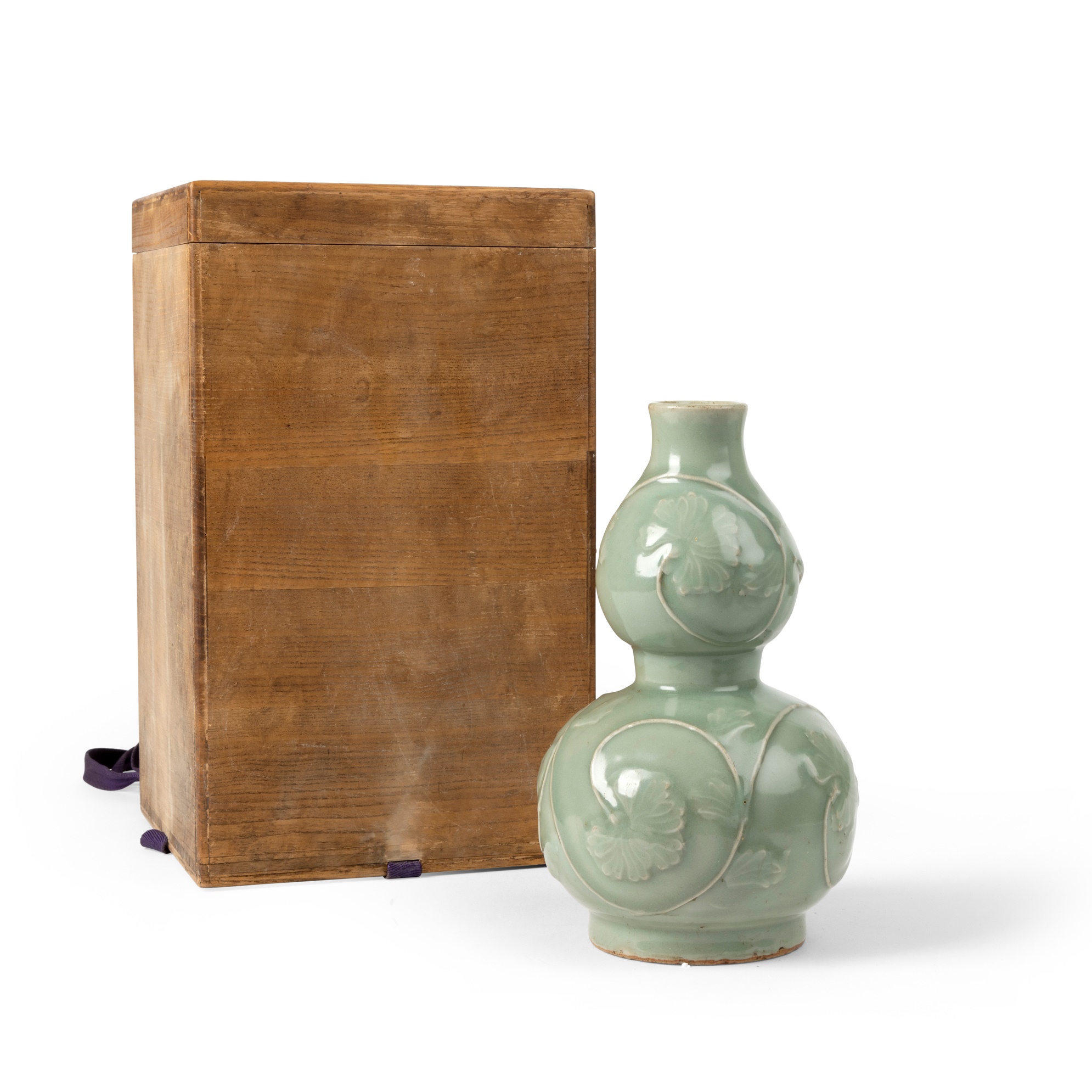 LONGQUAN CELADON RELIEF-DECORATED DOUBLE-GOURD VASE