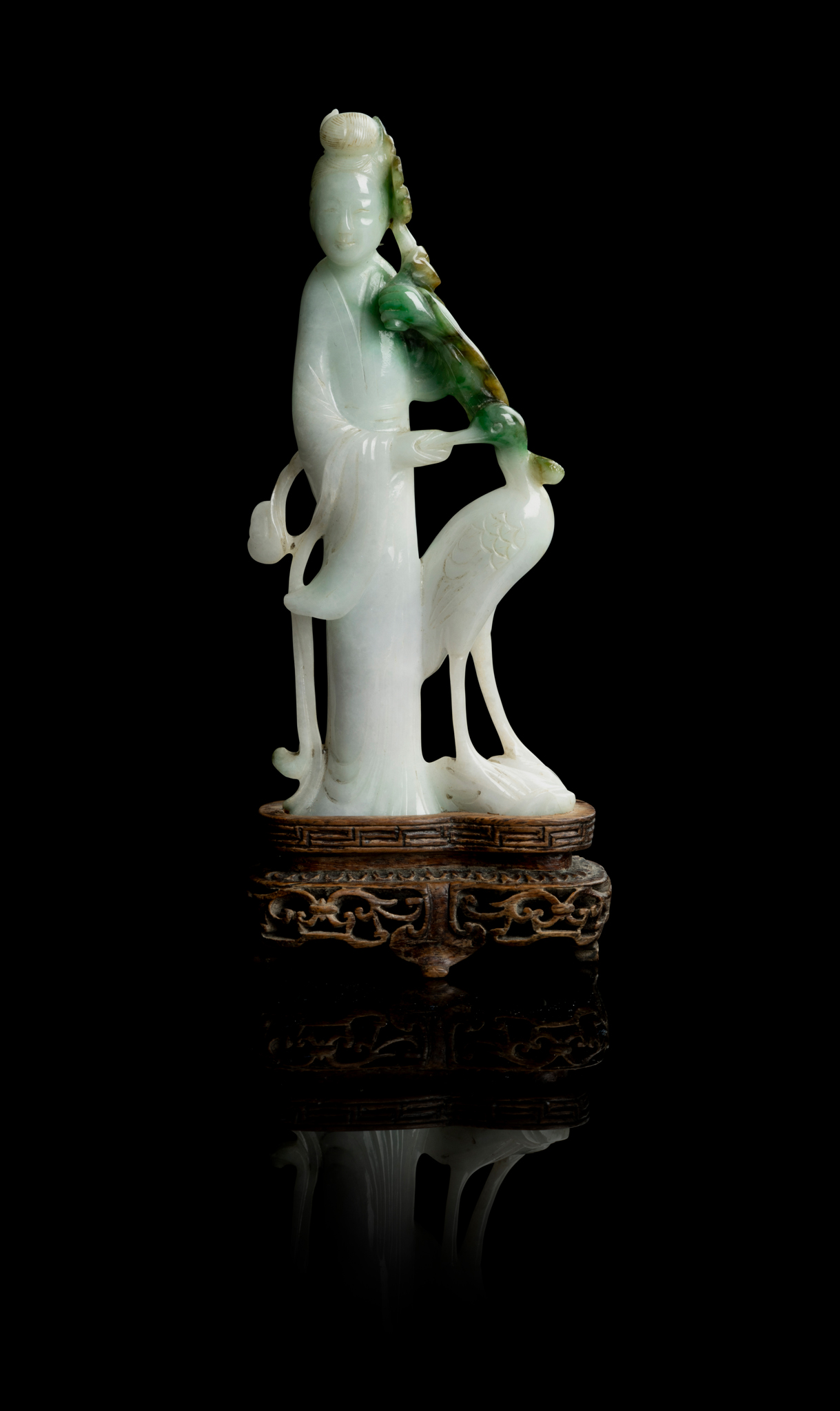 JADEITE CARVING OF MAGU