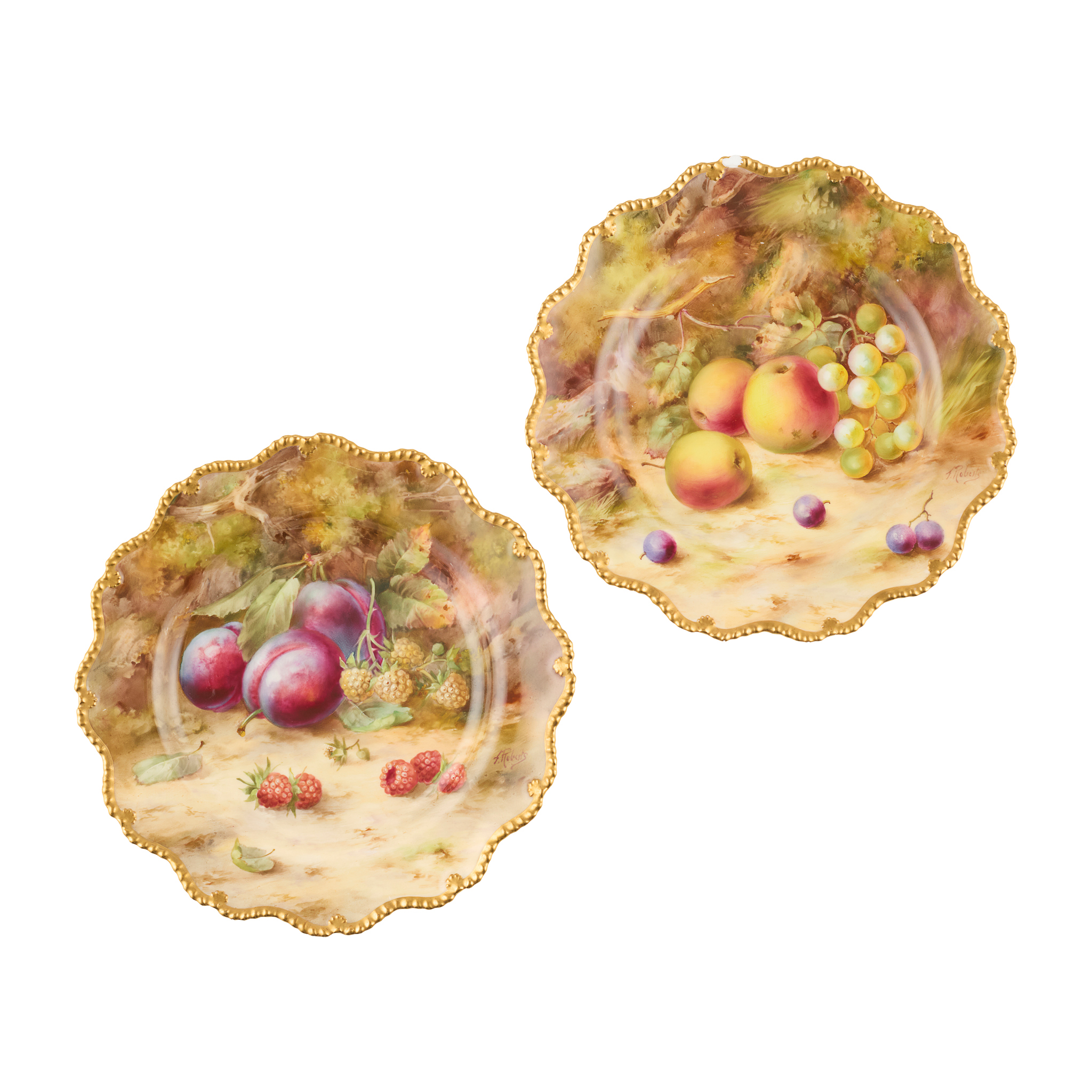 PAIR OF ROYAL WORCESTER FRUIT PAINTED PLATES, PAINTED BY FRANK ROBERTS