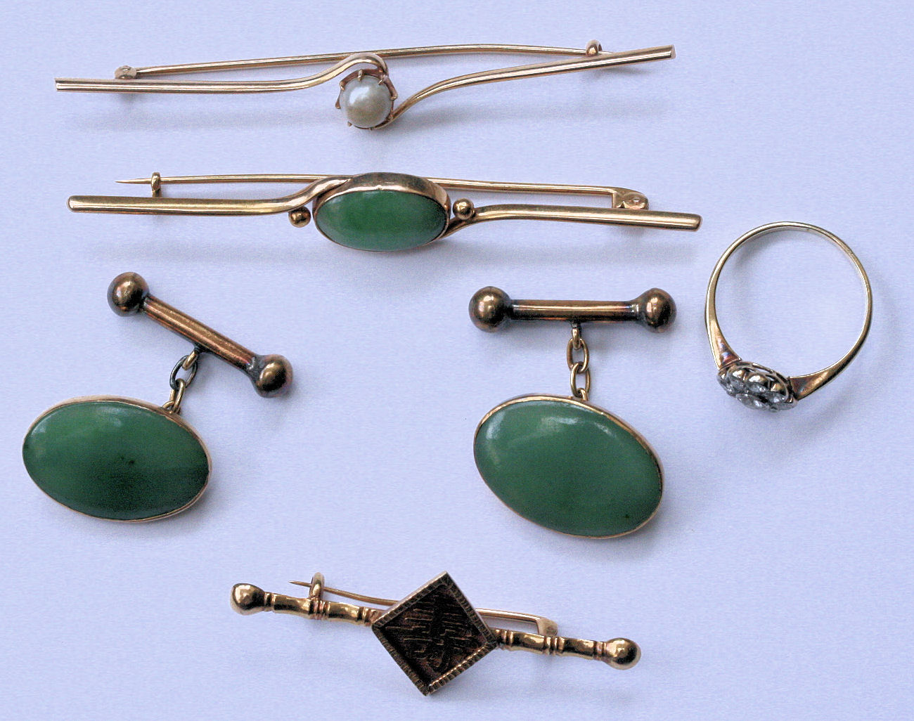 A pair of jadeite set cufflinks