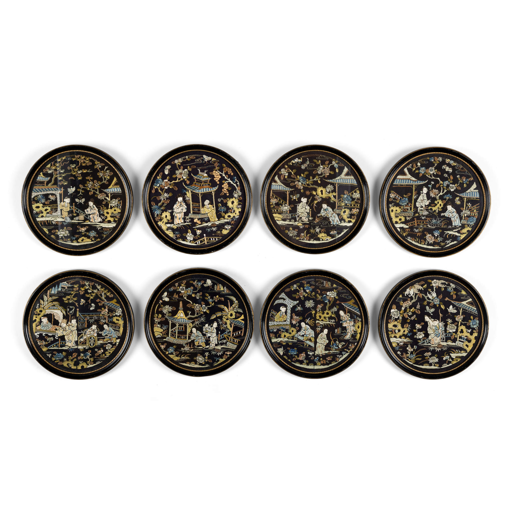 GROUP OF EIGHT CHINESE SILK EMBROIDERED ROUNDLES