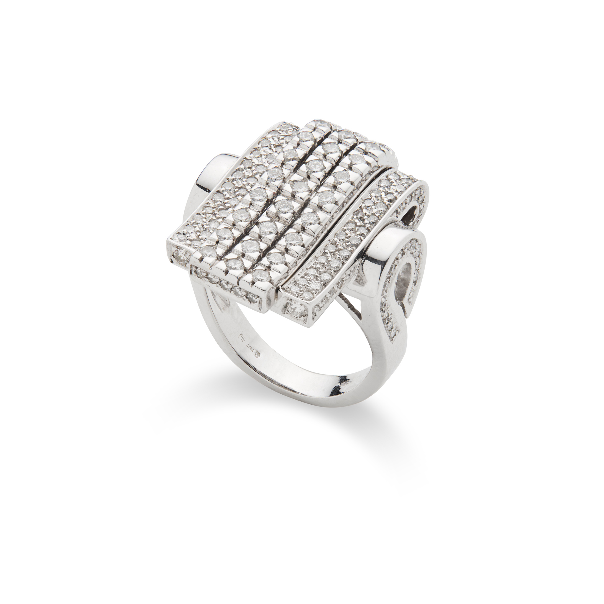 Nardelli: A diamond dress ring