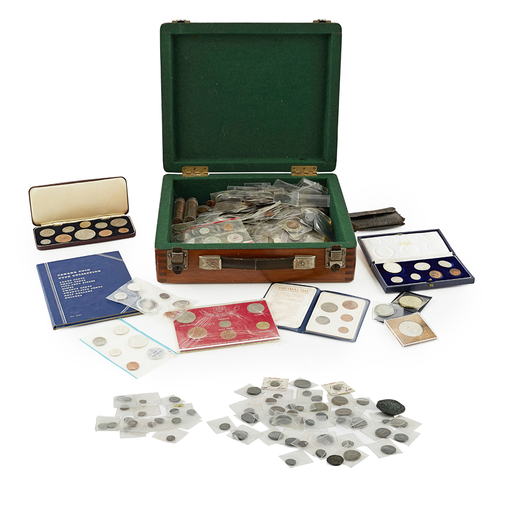 U.K and COMMONWEALTH and WORLD - A mixed collection of coins