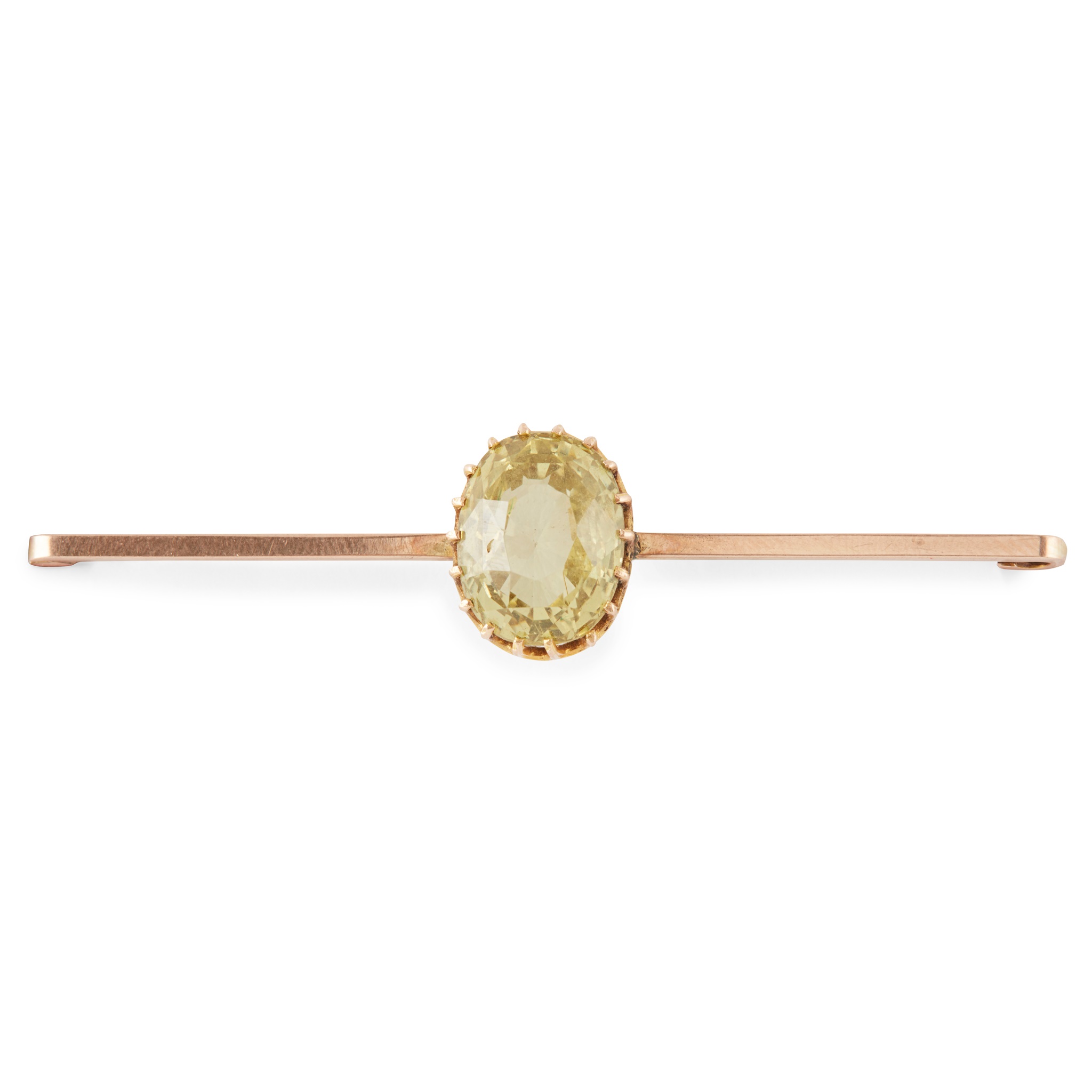 A chrysoberyl set bar brooch