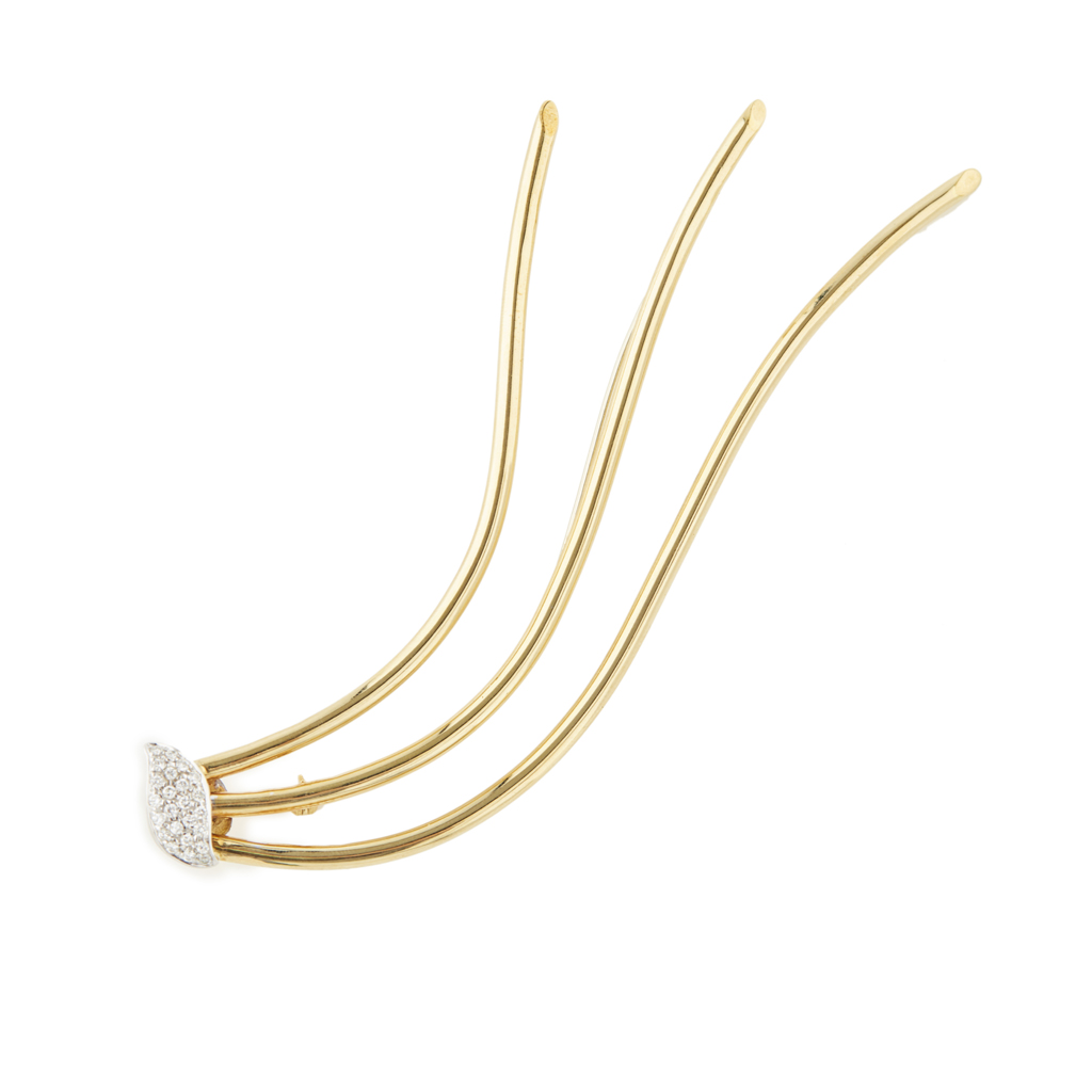 A contemporary diamond set brooch