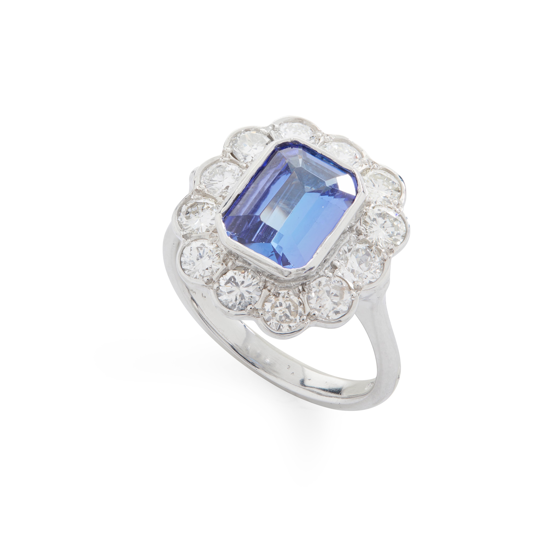 A Tanzanite and diamond cluster ring