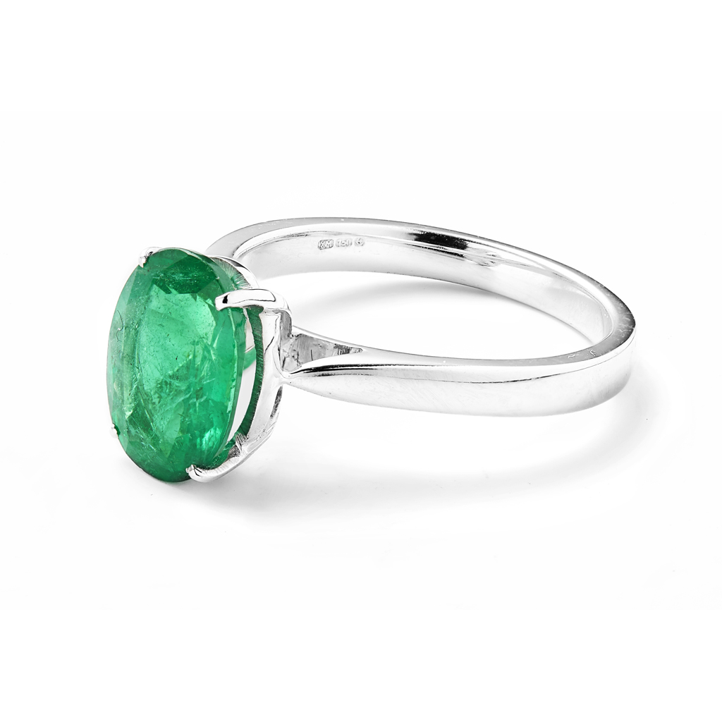 An emerald ring