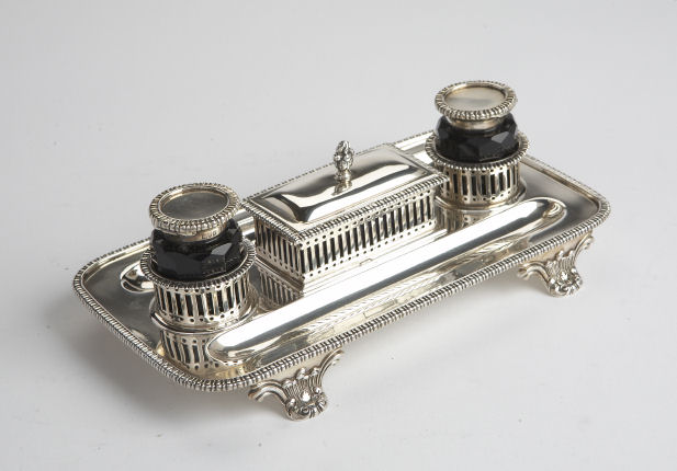 An Edwardian silver inkstand