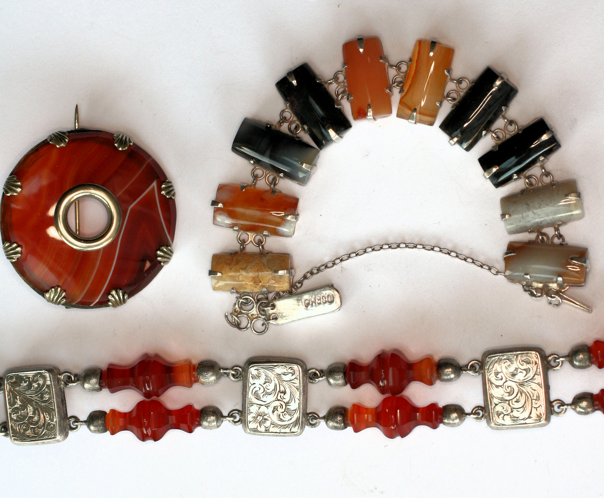 A Victorian style Scottish silver and agate bracelet