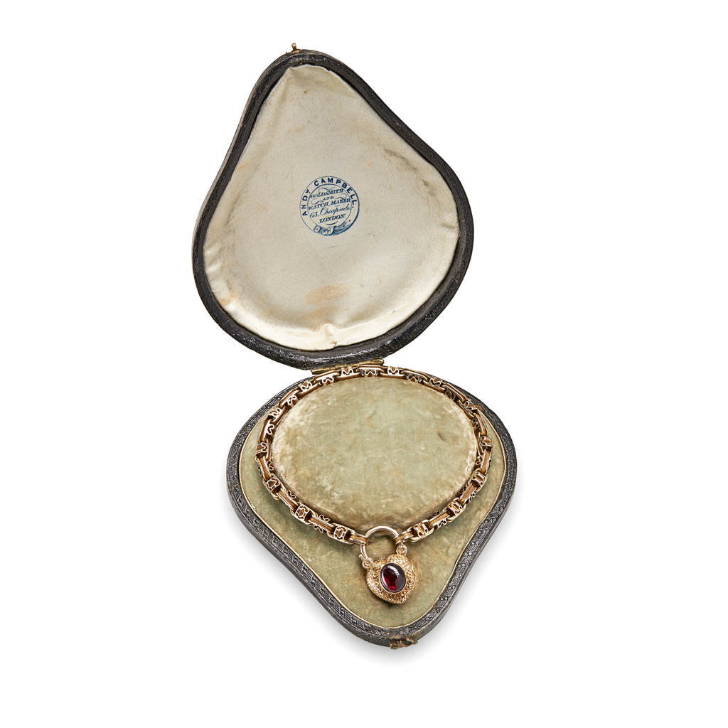 A Victorian garnet set bracelet