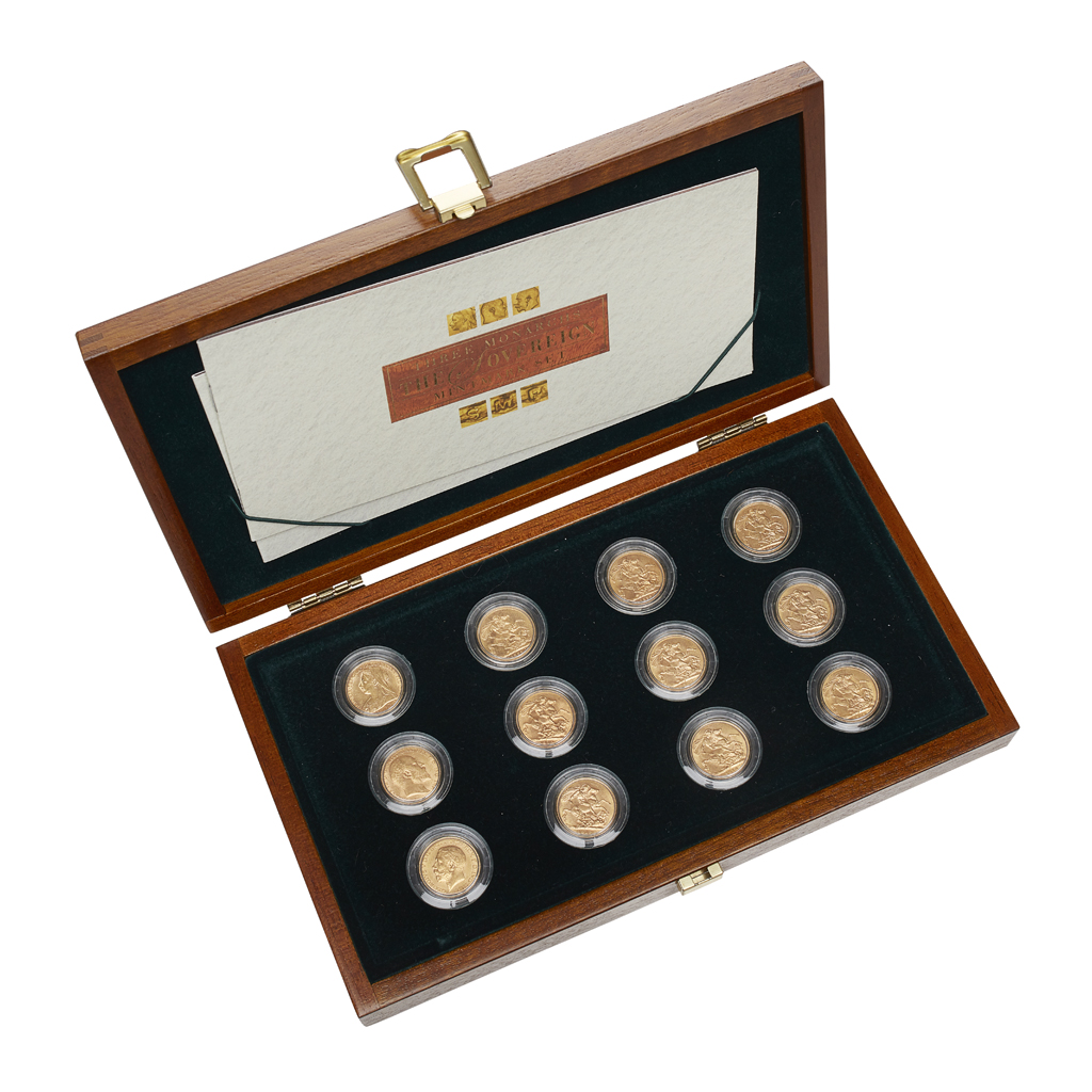 U.K. - A cased set of twelve gold sovereigns
