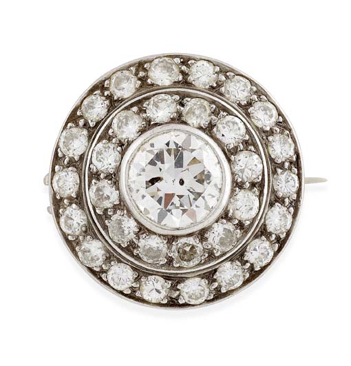 An early 20th century diamond set brooch