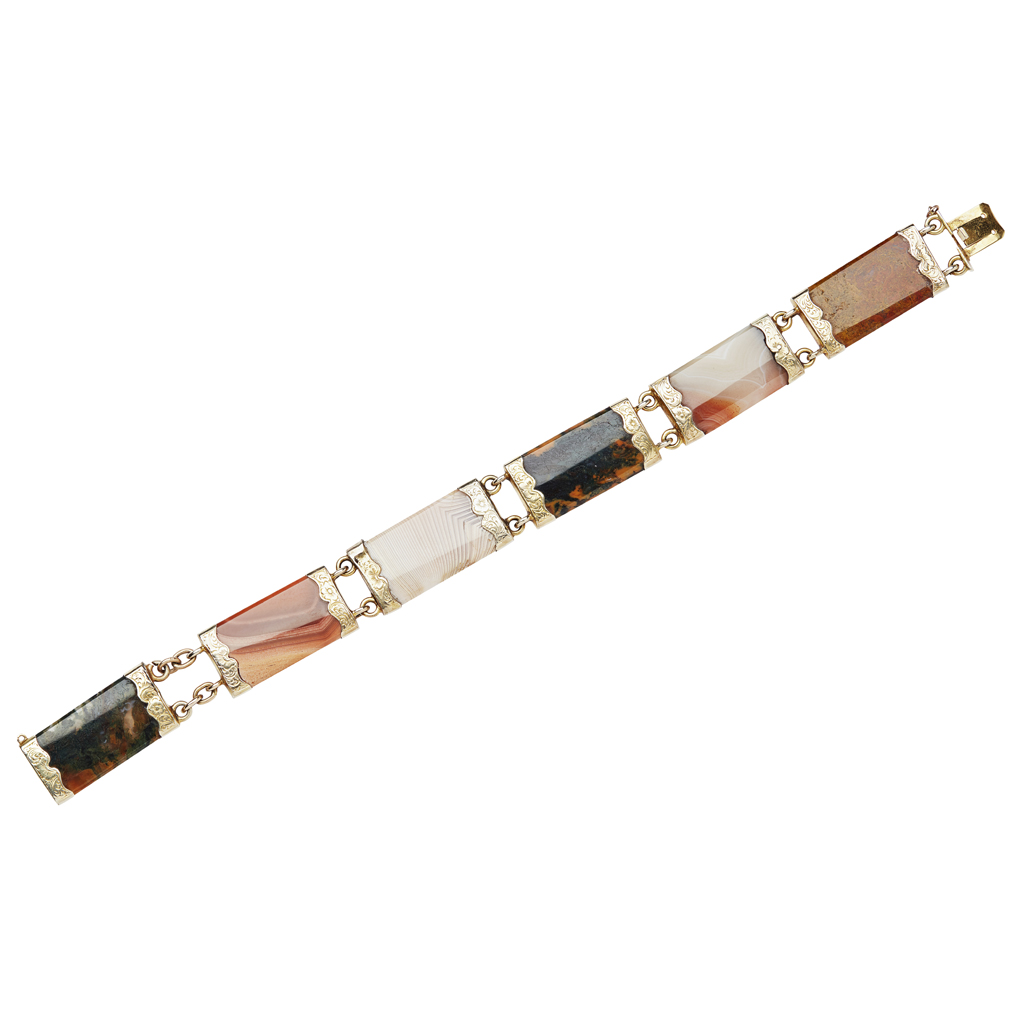 A Scottish agate set bracelet