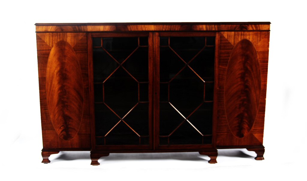 GEORGIAN STYLE MAHOGANY DWARF BREAKFRONT BOOKCASE