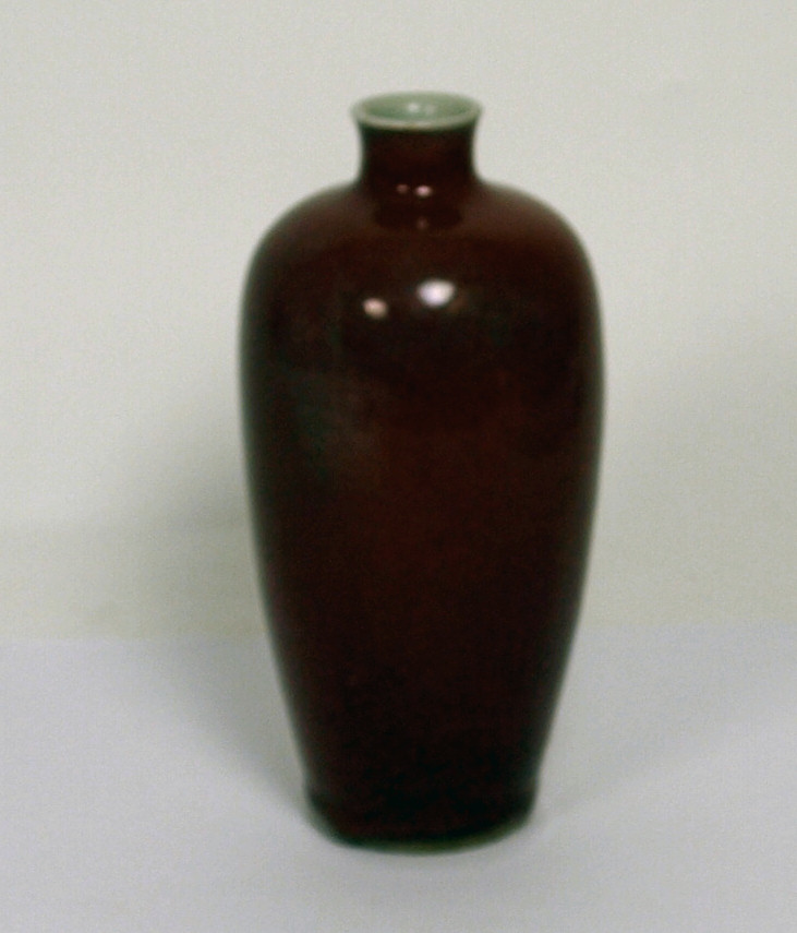 CHINESE MONOCHROME SANG DE BOEUF PEACHBLOOM MEIPING VASE