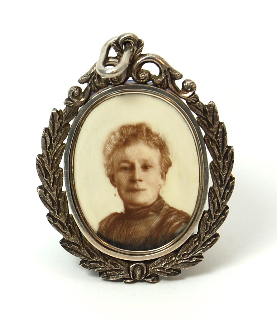 Cupar - a large Scottish provincial school medallion